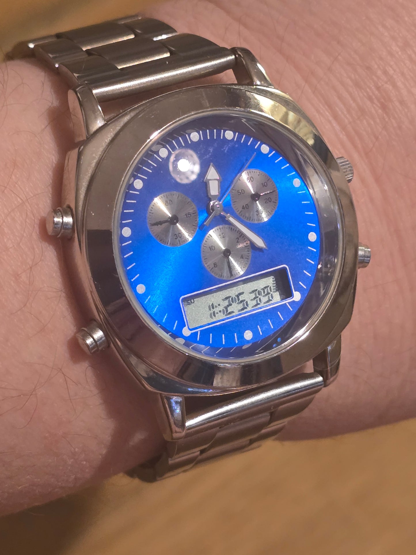 Mens Dual-Time Analogue / Digital Quartz Watch - Pre-owned - 1