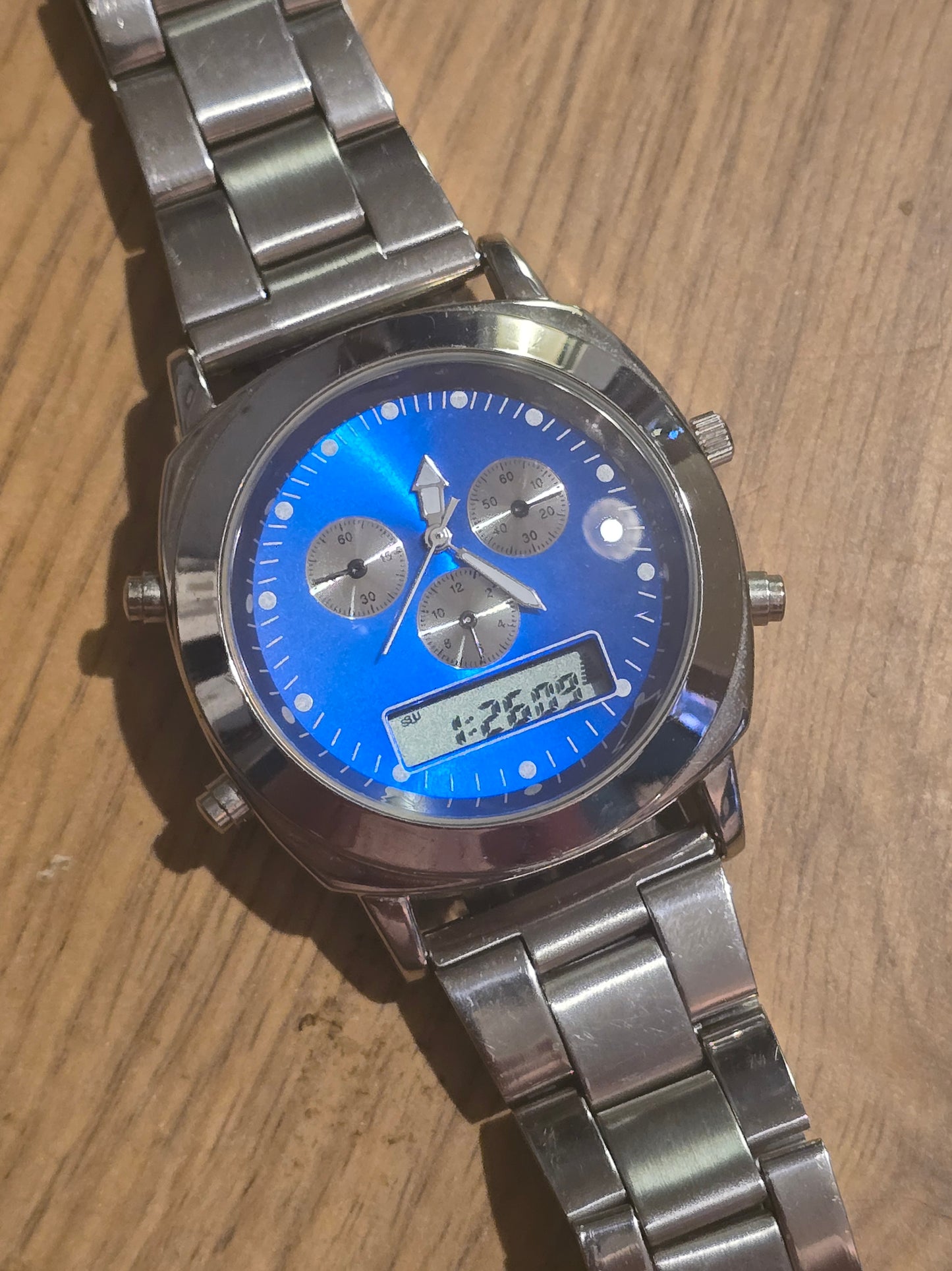 Mens Dual-Time Analogue / Digital Quartz Watch - Pre-owned - 1