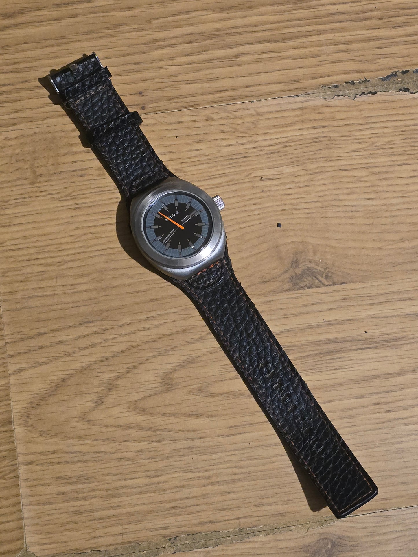 Solo Mens Quartz Watch - Pre-owned - 1