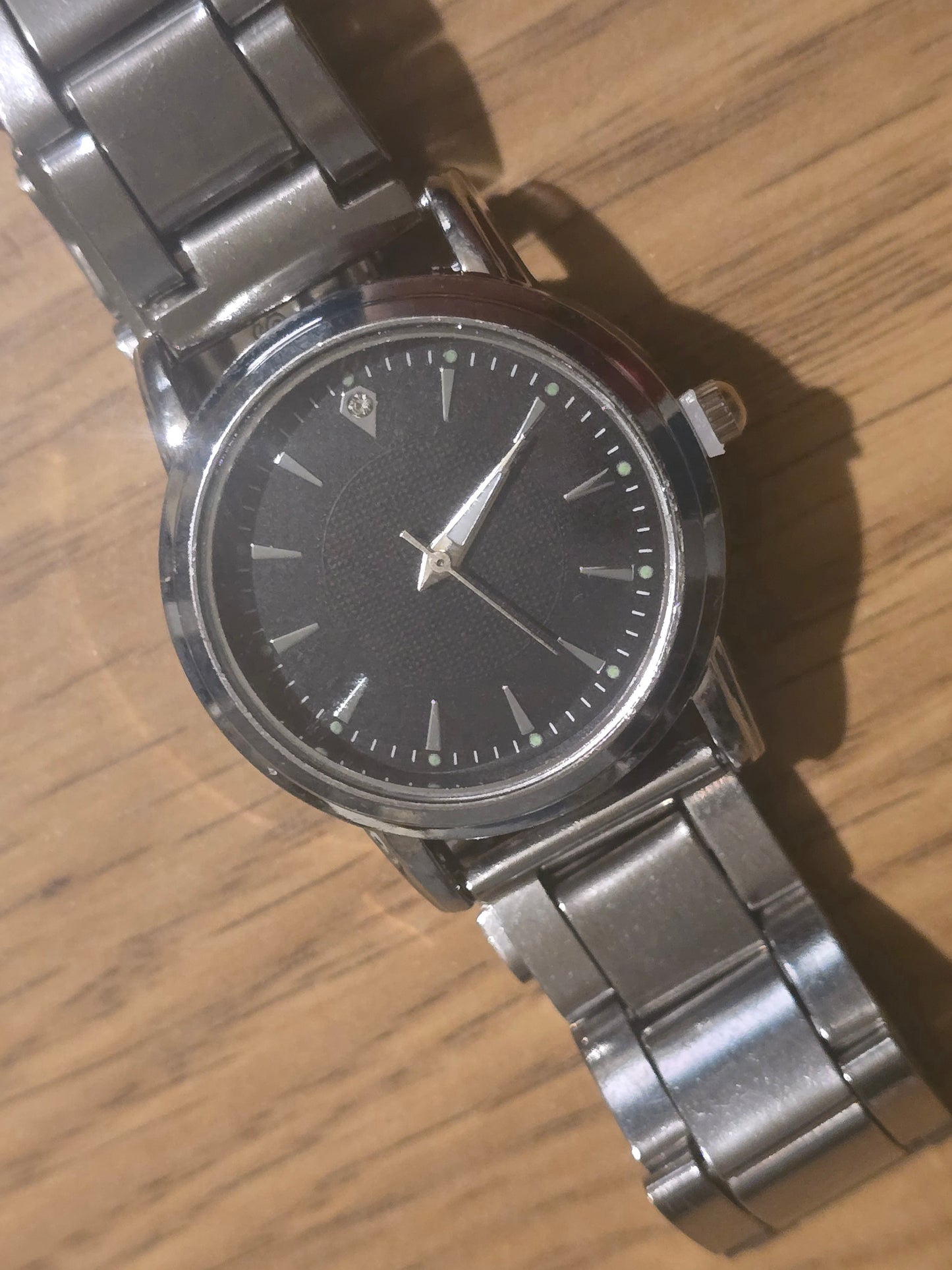 Ladies Classic Quartz Dress Watch - Silver - New - 2