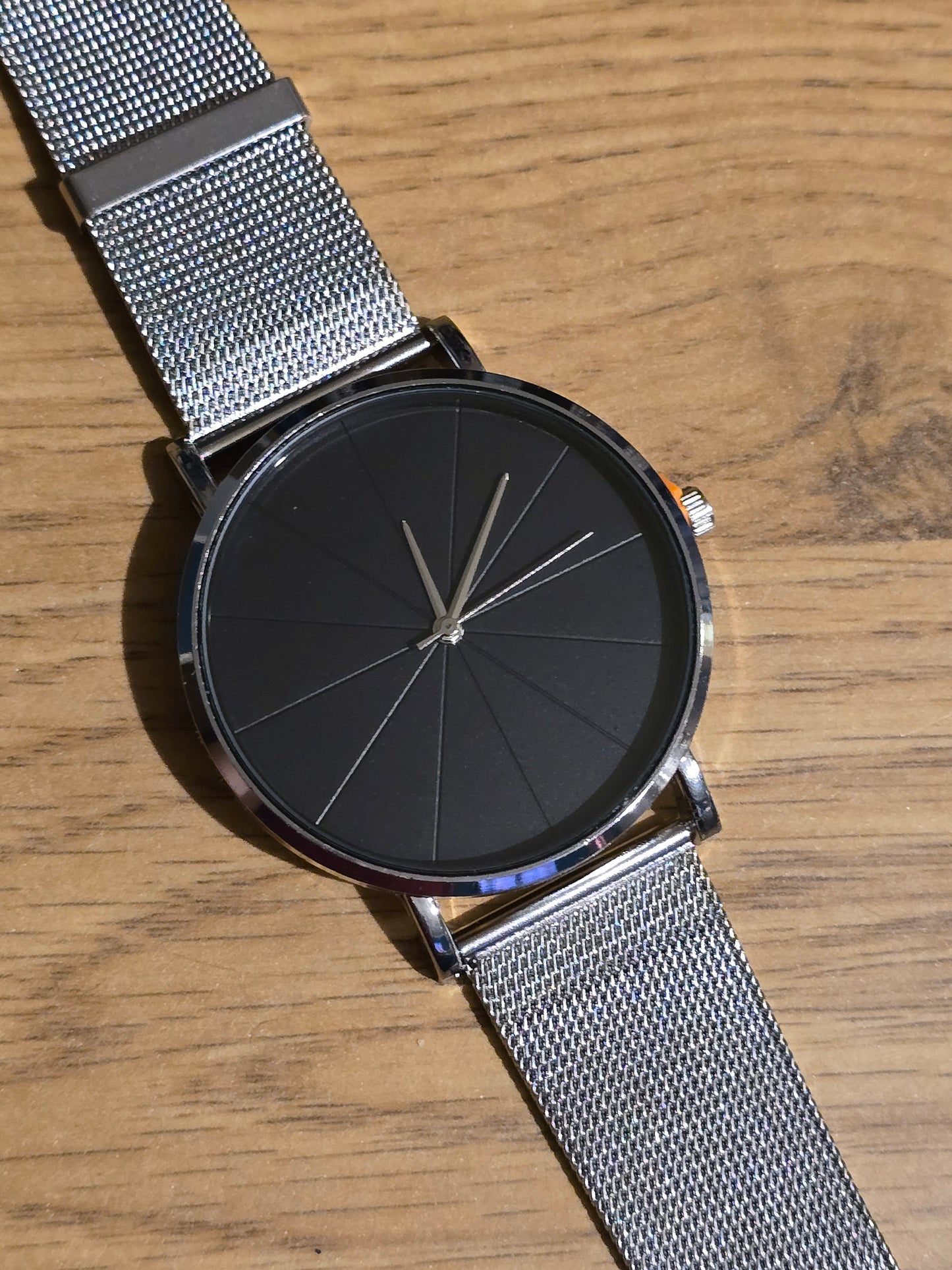 Mens Mesh Strap Quartz Watch - New - 1