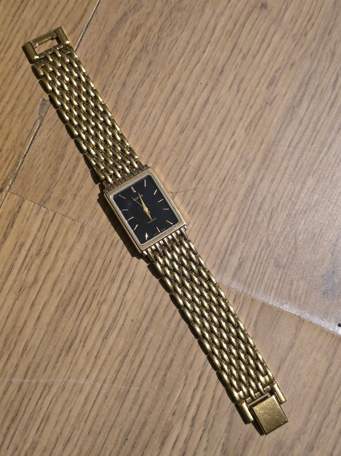 Lorus Gold Coloured Ladies Quartz Watch - Pre-owned - 1