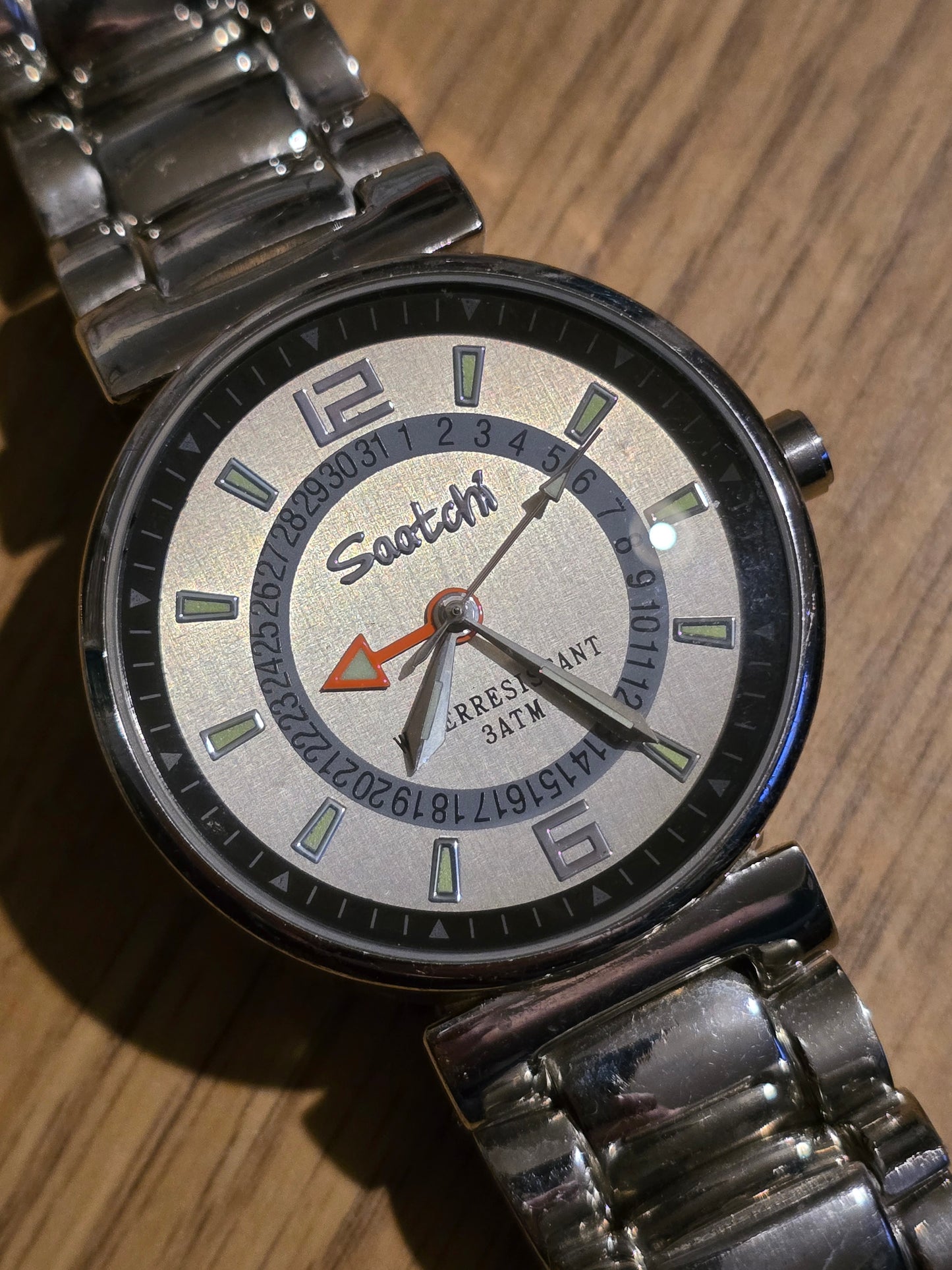 Saatchi Mens Water Resistant Quartz Watch - New - 1