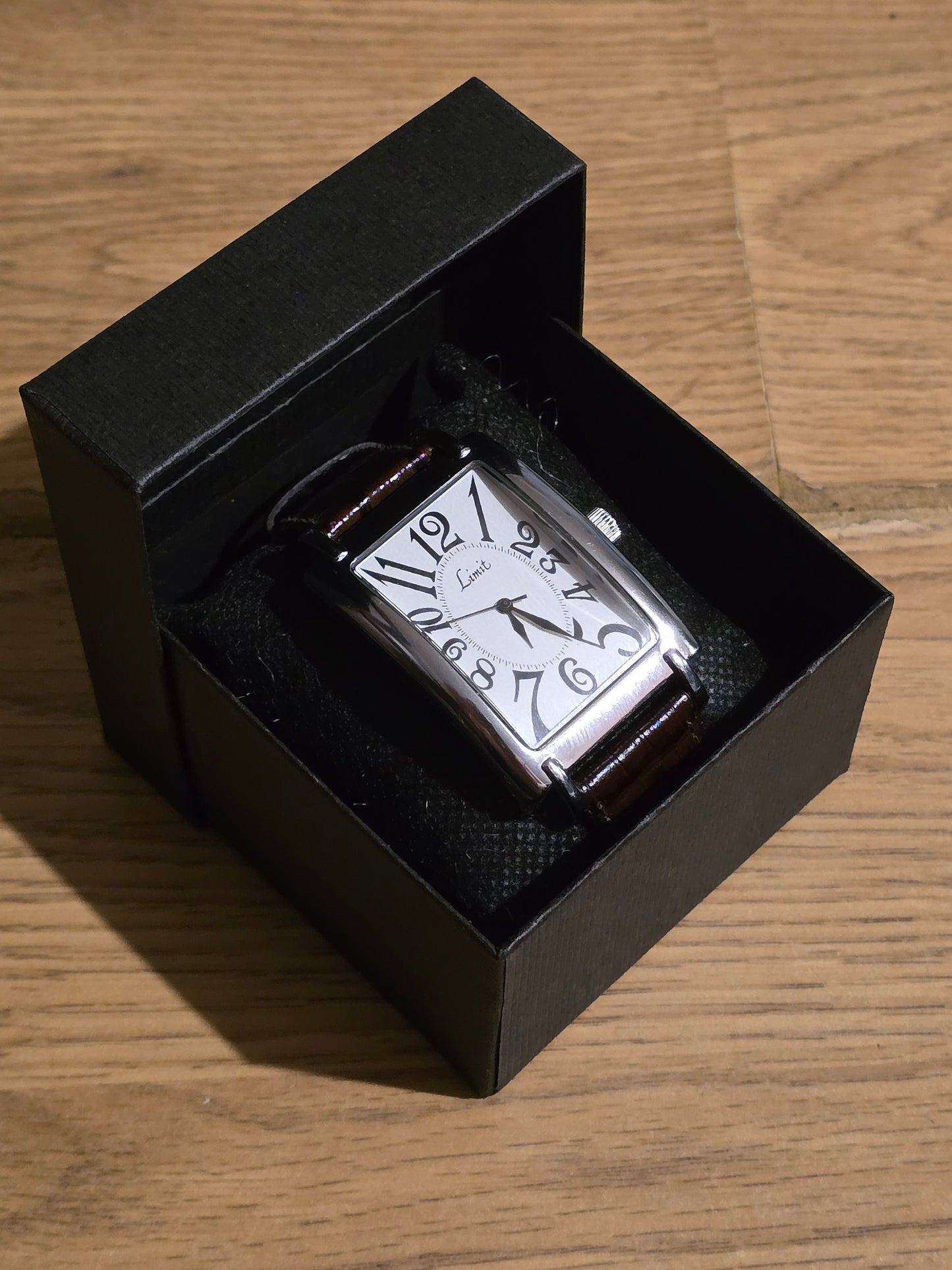 Limit Mens Quartz Watch - Pre-owned - 1