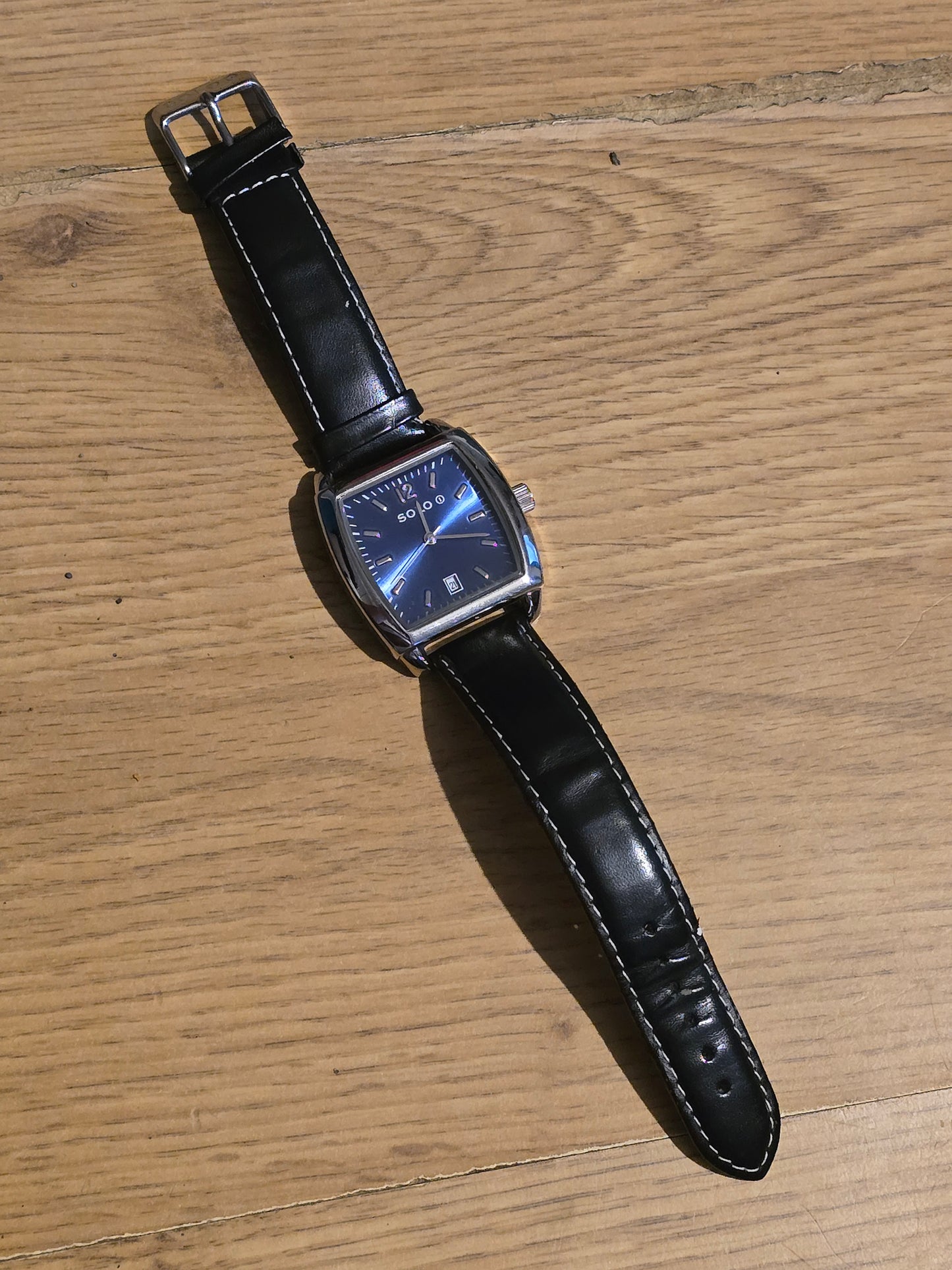 Solo Mens Quartz Watch - Pre-owned