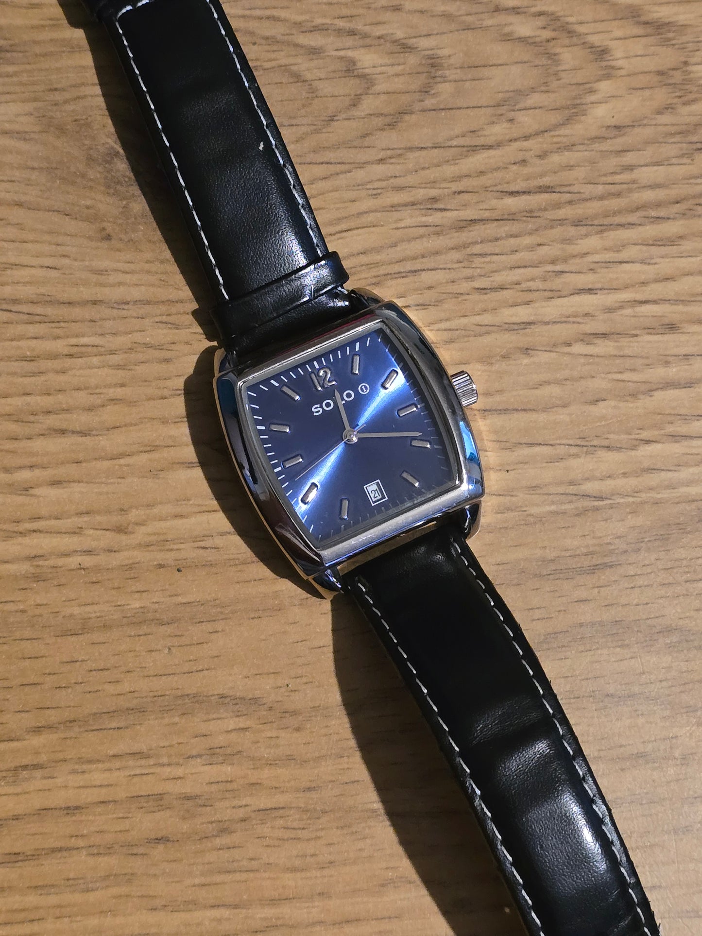 Solo Mens Quartz Watch - Pre-owned