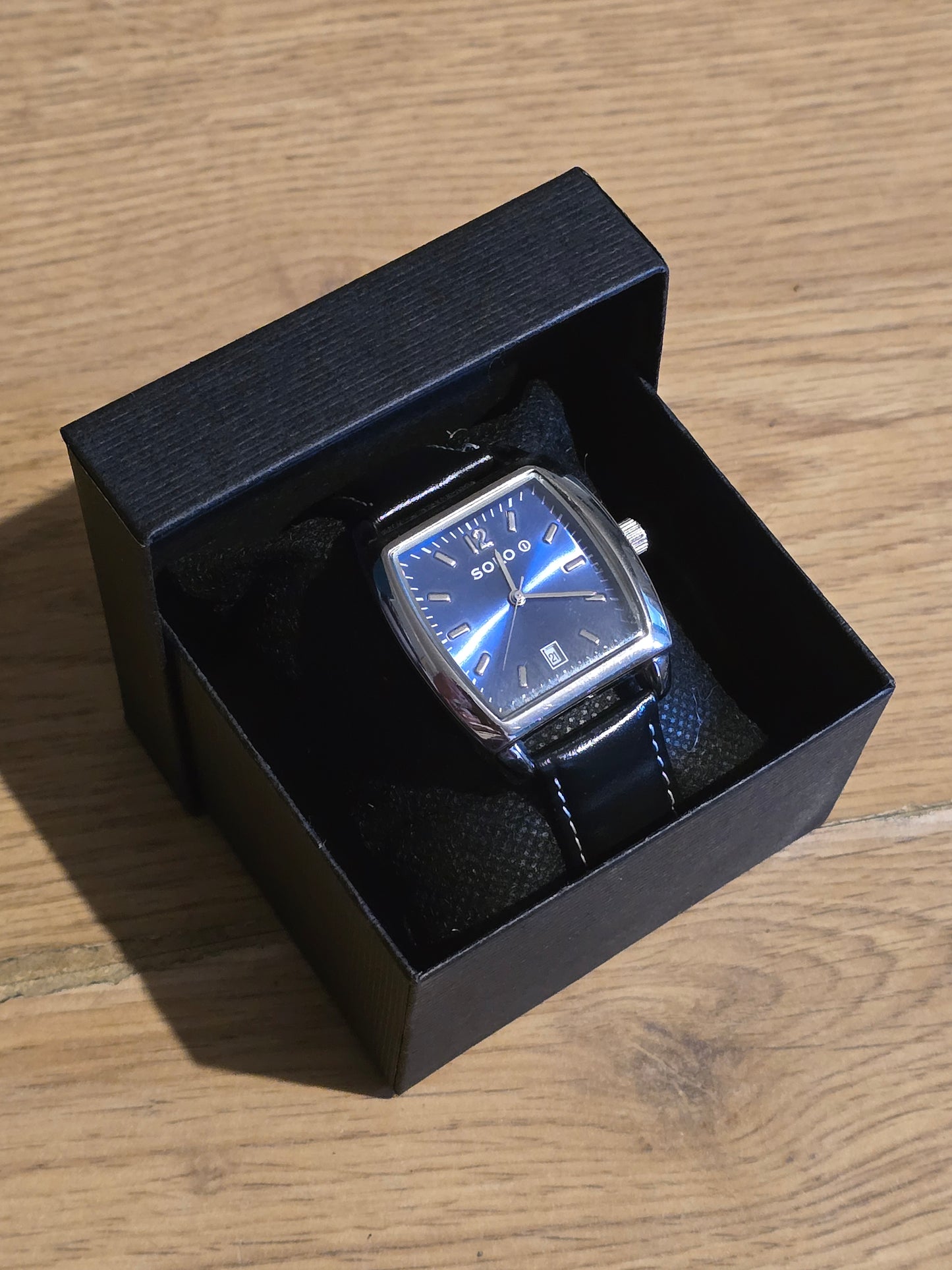 Solo Mens Quartz Watch - Pre-owned