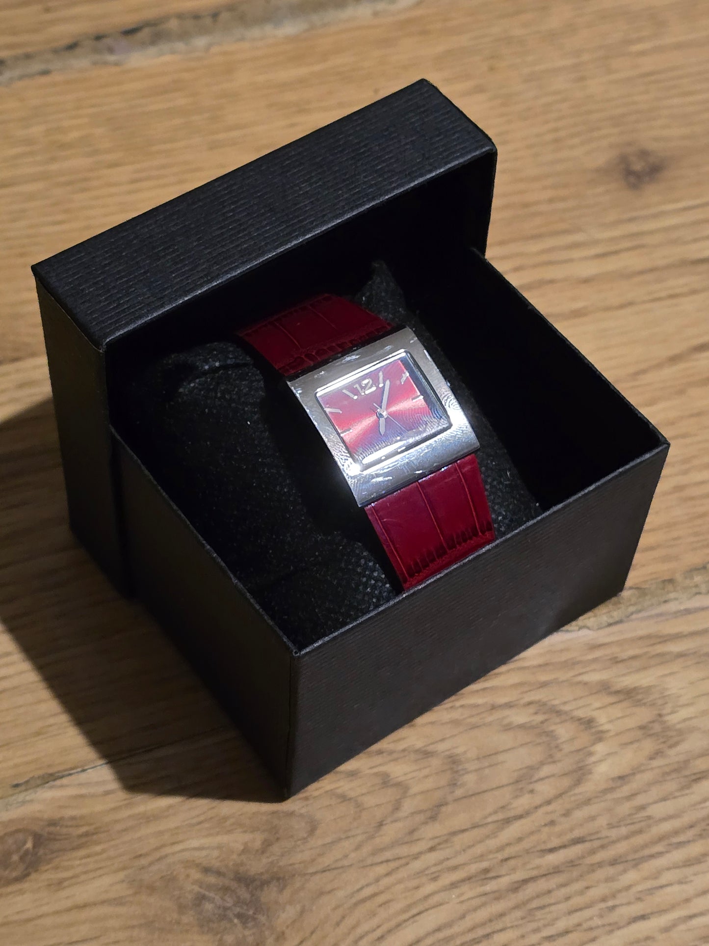 Marks & Spencer Ladies Quartz Watch - Pre-owned - 1