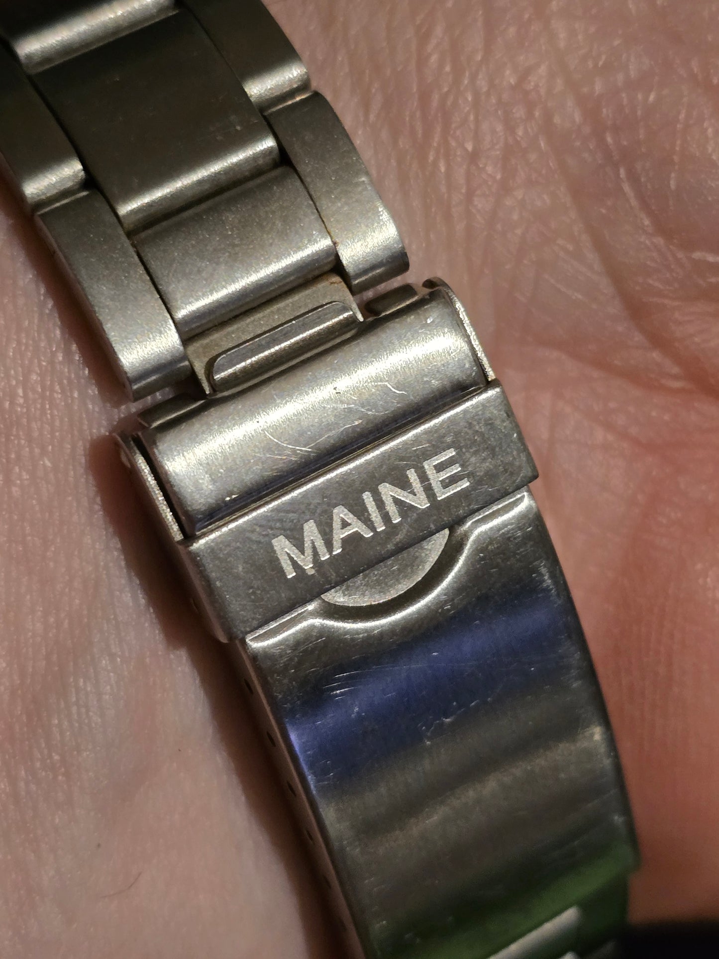 Maine Mens Water Resistant Quartz Watch - Pre-owned - 1