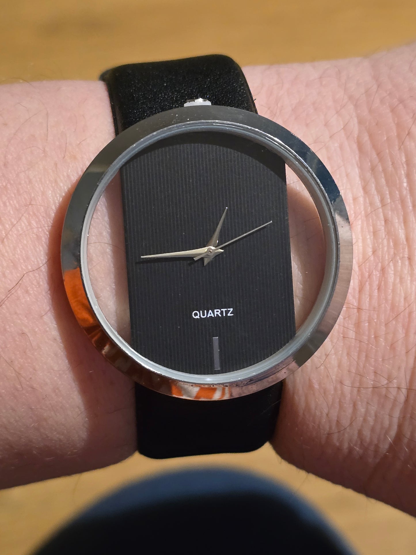 Ladies Quartz Watch - New - 2