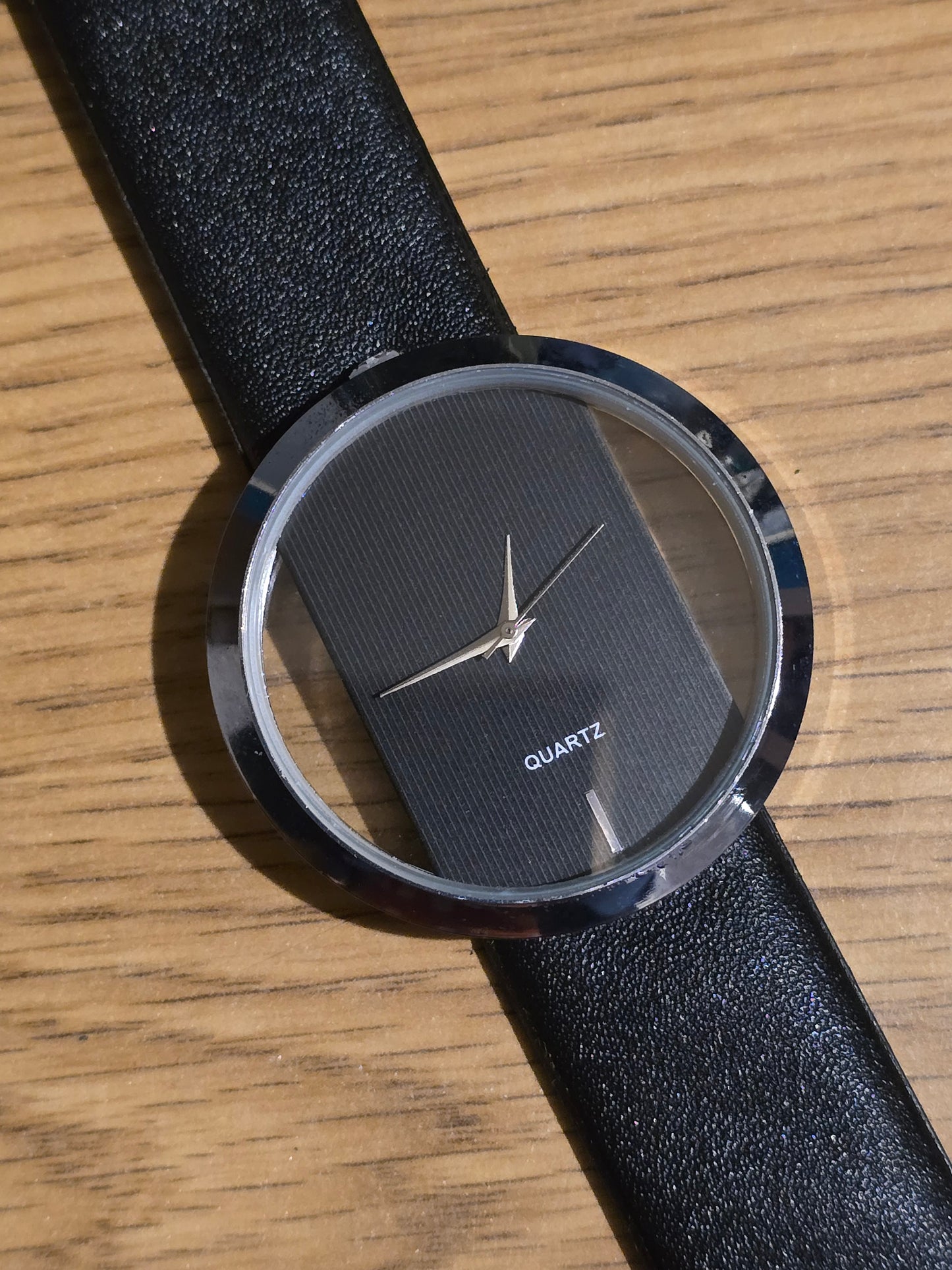 Ladies Quartz Watch - New - 2