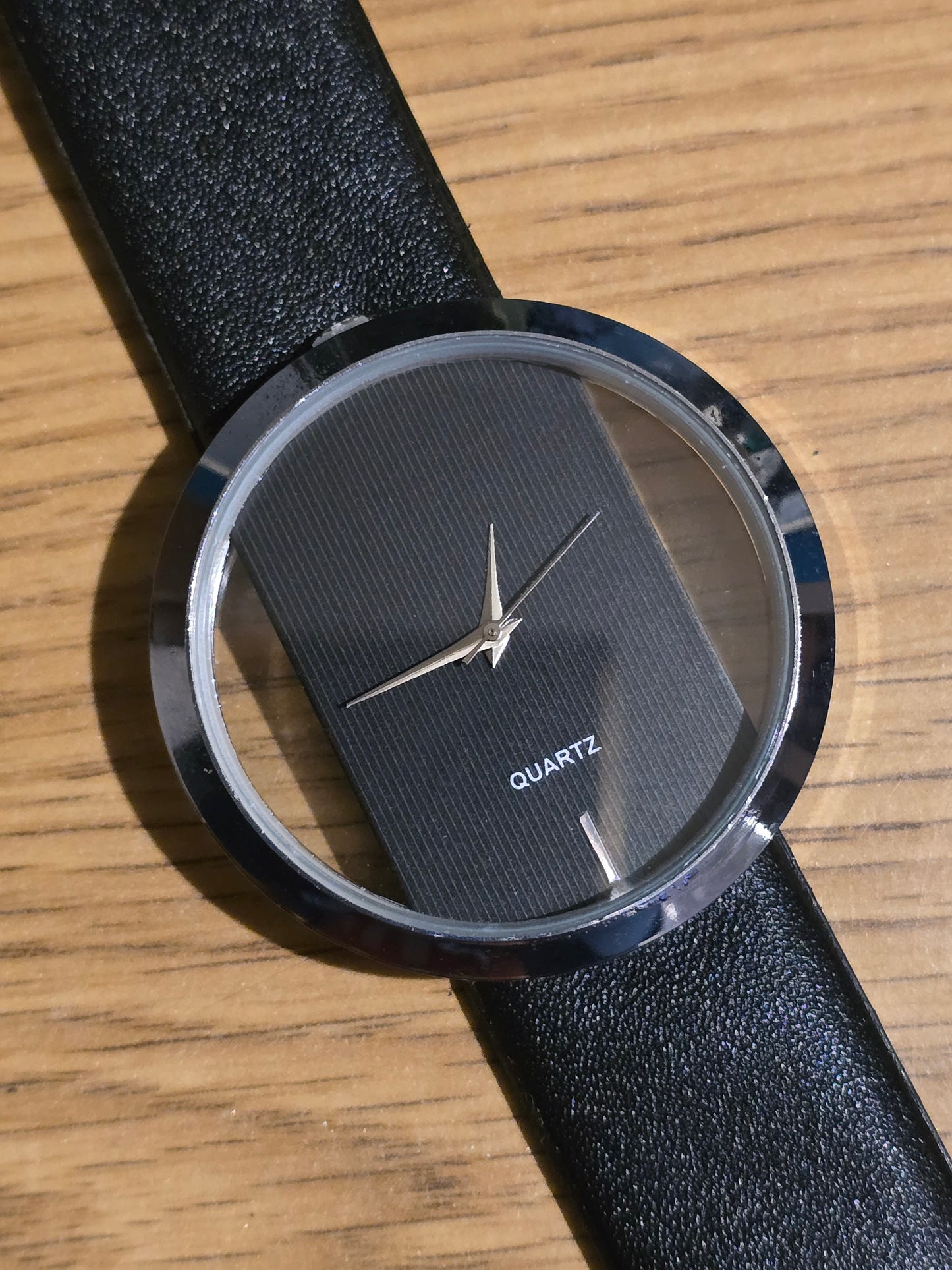 Ladies Quartz Watch - New - 2