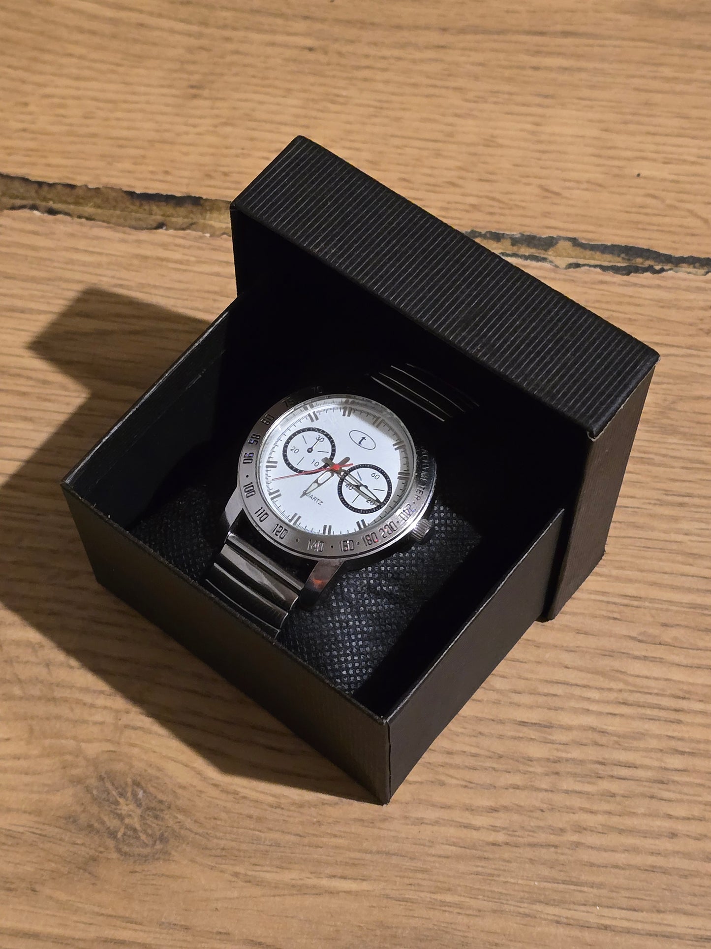 Time Mens Quartz Watch - Pre-owned - 1