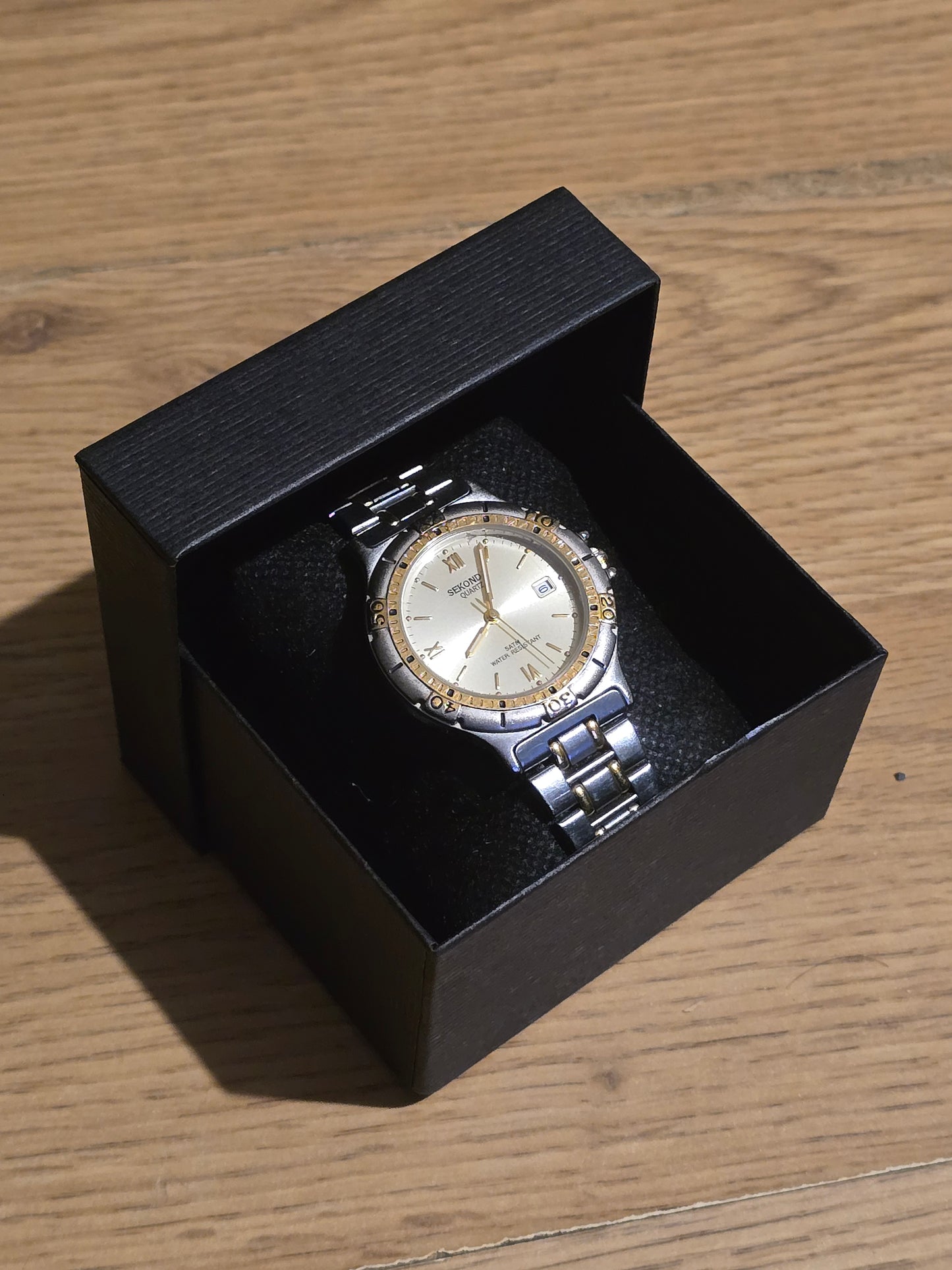 Sekonda Mens Bi-Colour Water Resistant Quartz Watch - Pre-owned - 1