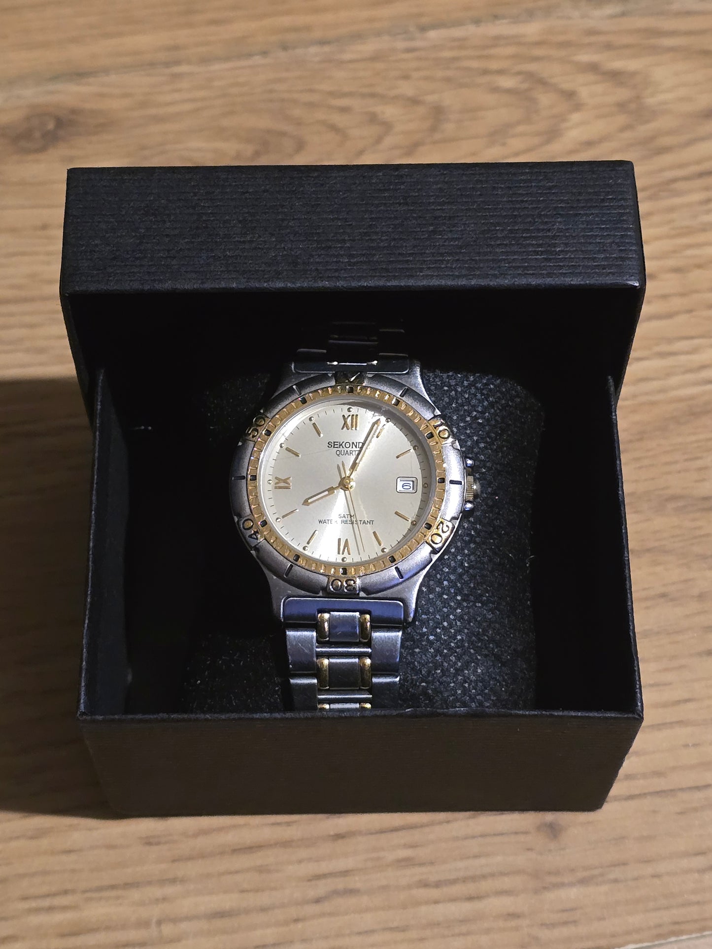 Sekonda Mens Bi-Colour Water Resistant Quartz Watch - Pre-owned - 1