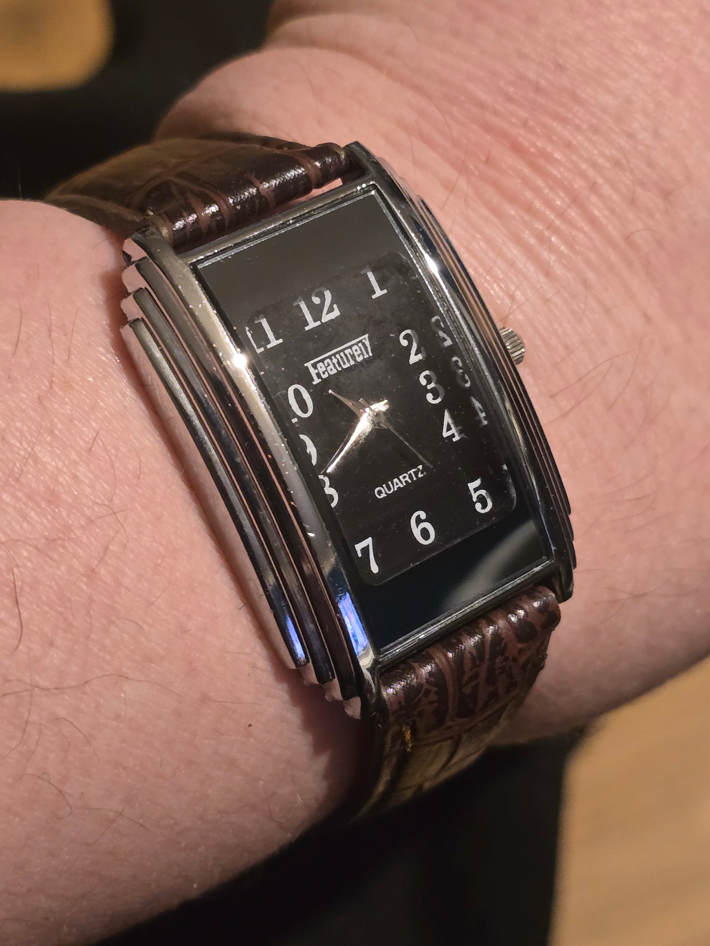 Feature17 Ladies Quartz Watch - Pre-owned