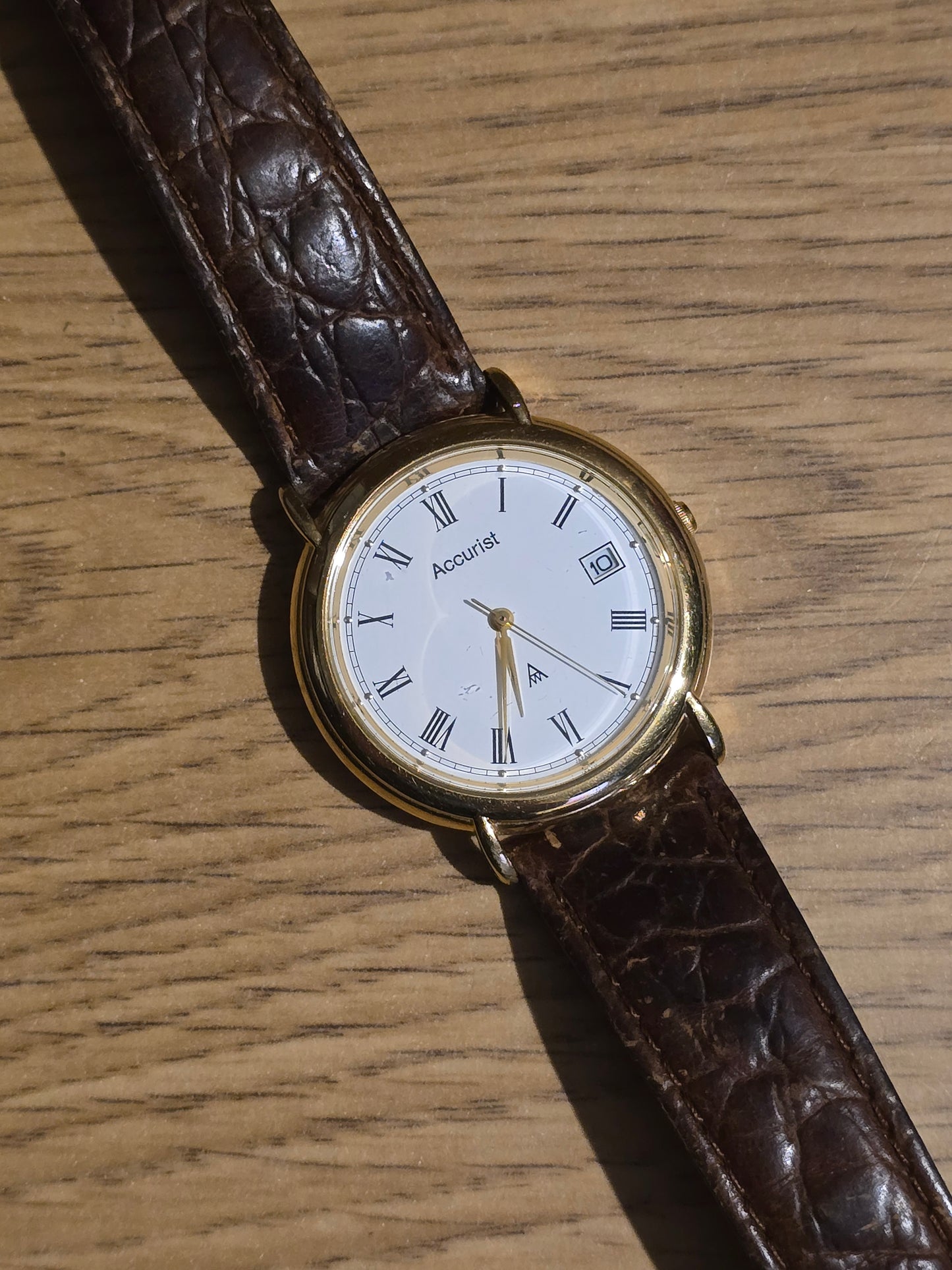 Accurist Mens / Unisex Gold Plated Quartz Watch - Pre-owned - 1