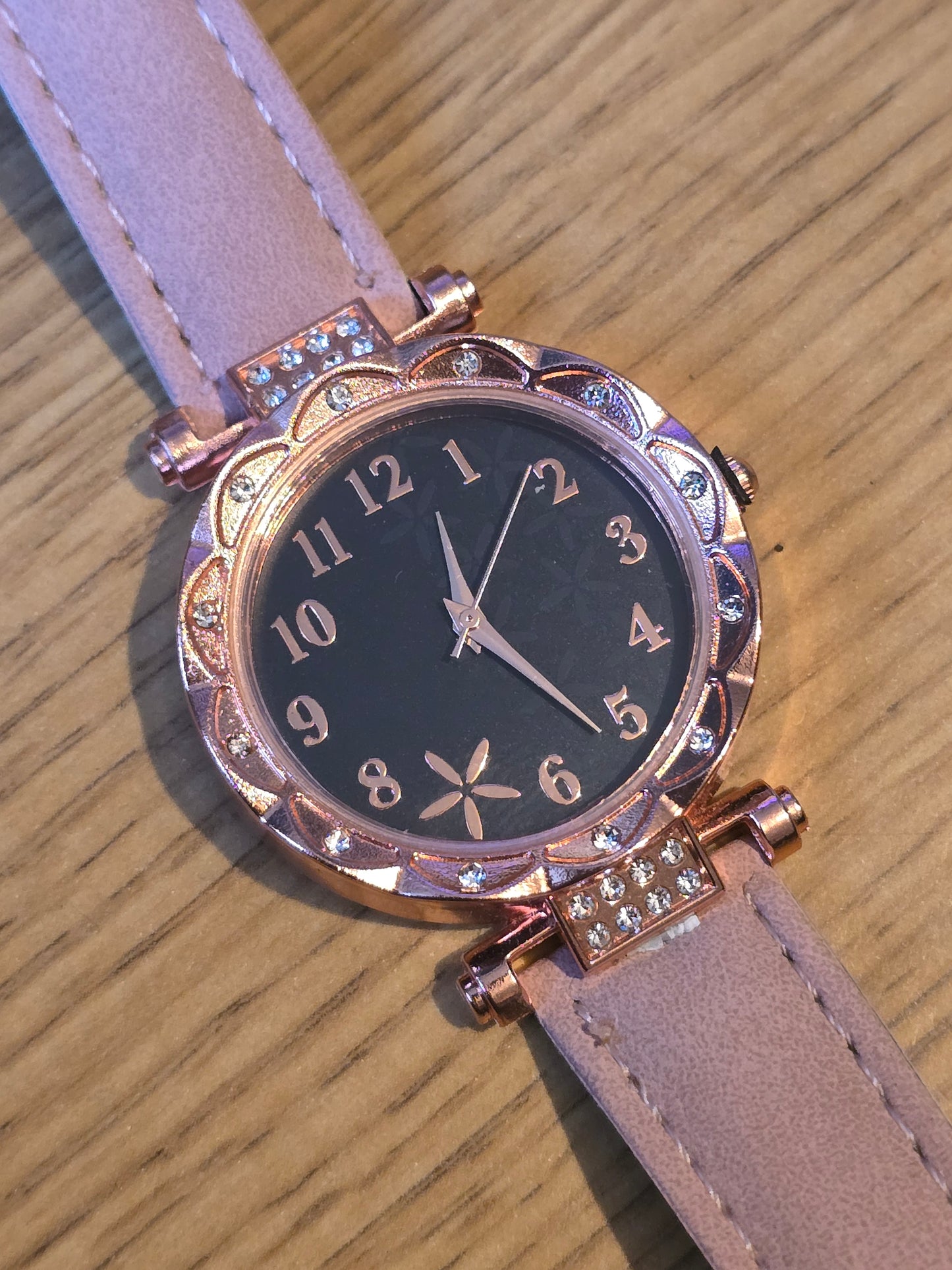 Ladies Quartz Watch - Pink - New - 1