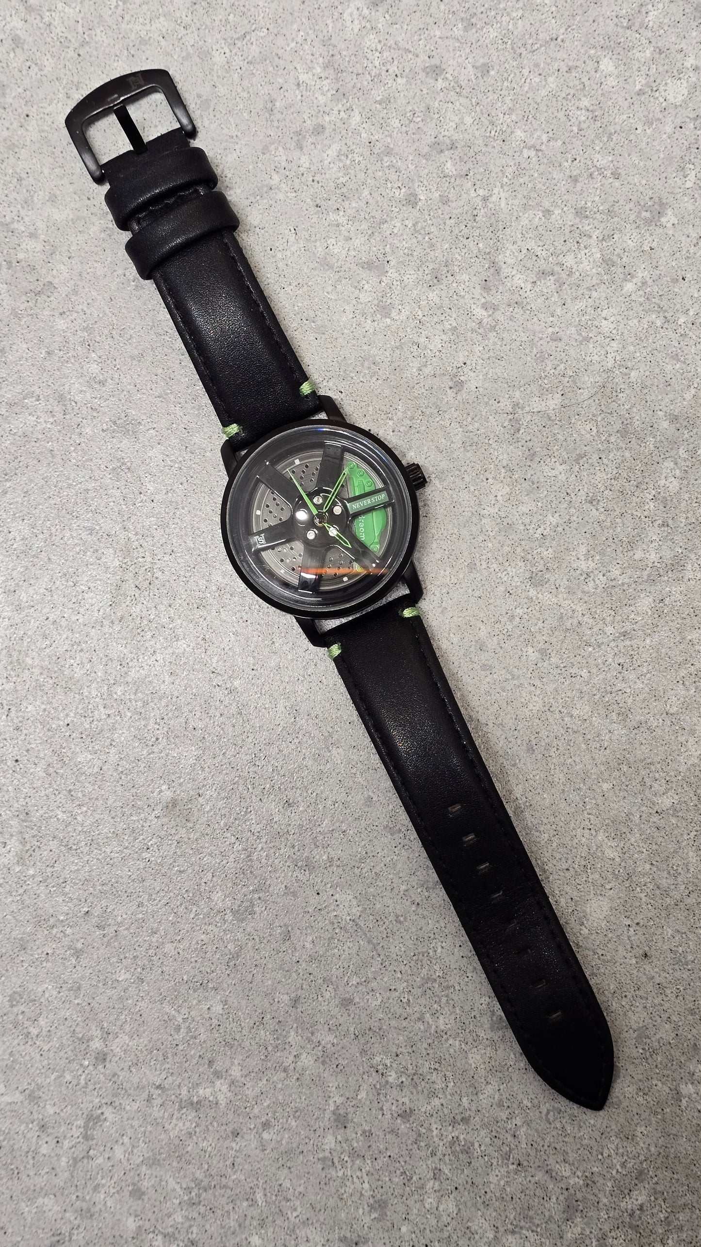 Never Stop - Mens Revolving Alloy Wheel Style Quartz Watch - Green - New