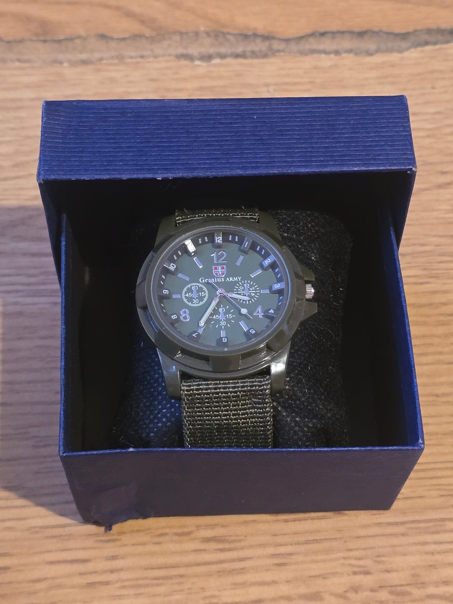 Gemius Army Unisex Quartz Watch - Green - New