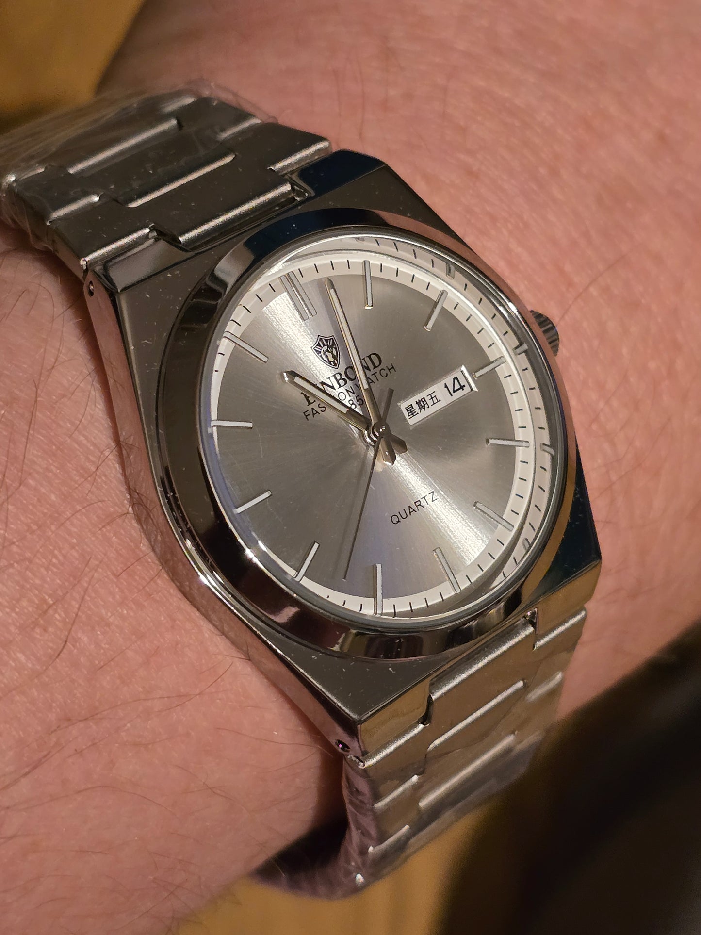 Binbond Mens Quartz Watch - Silver - New