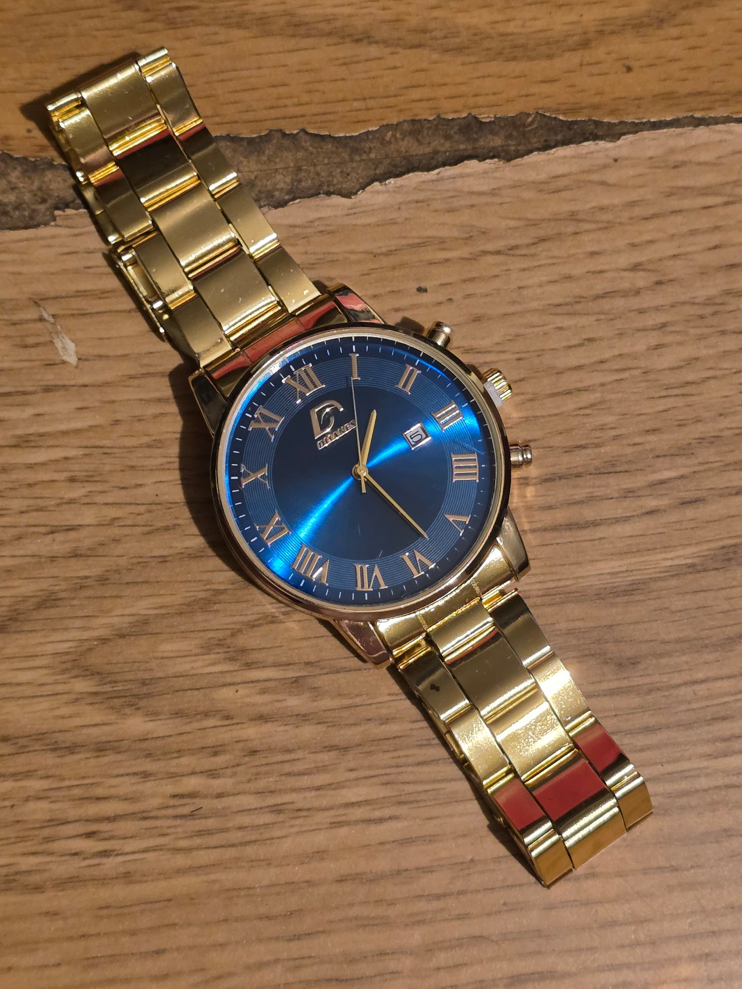 Dijanes Mens Gold Coloured Quartz Watch - New