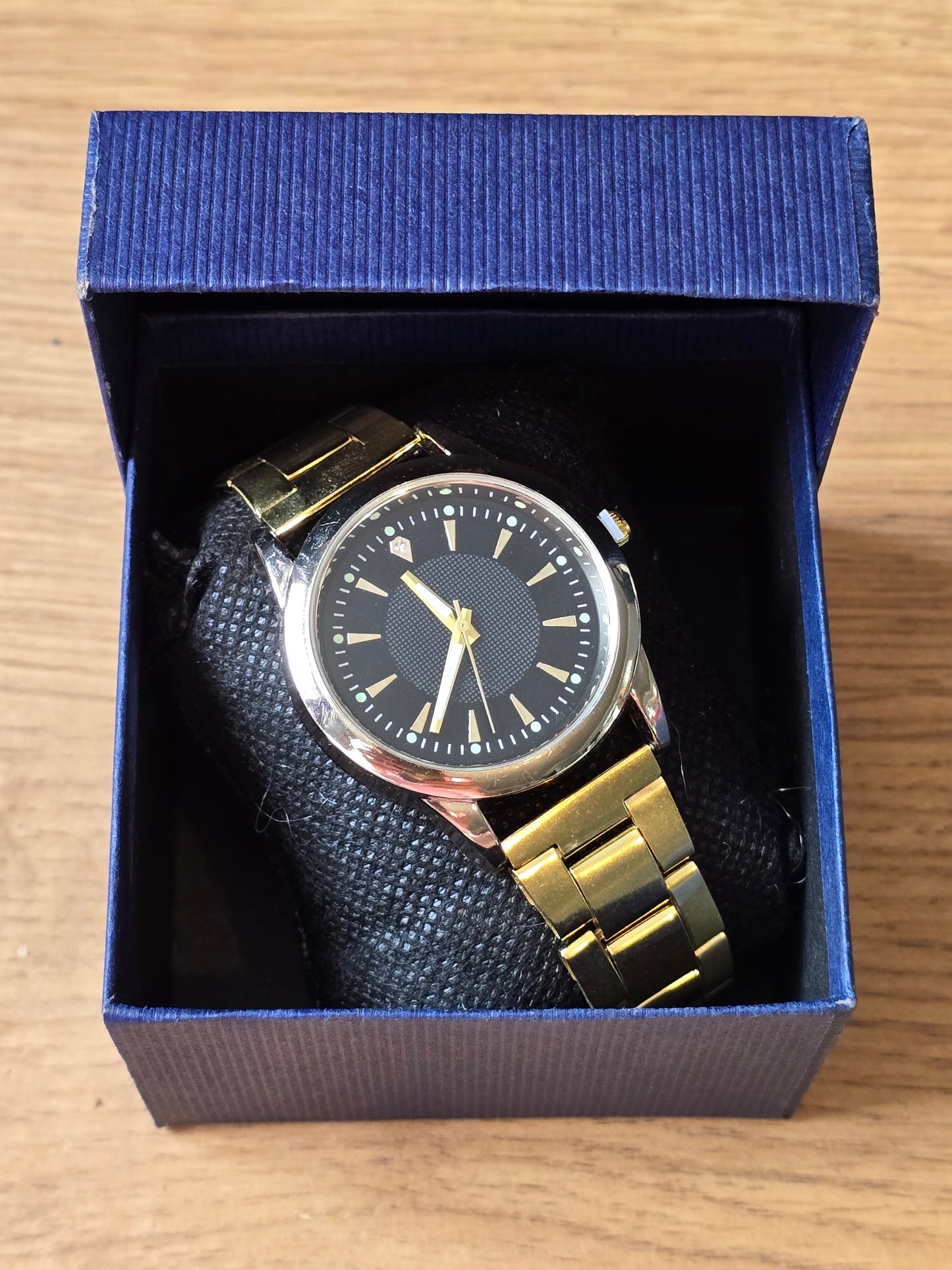 Mens Gold Coloured Quartz Watch - New