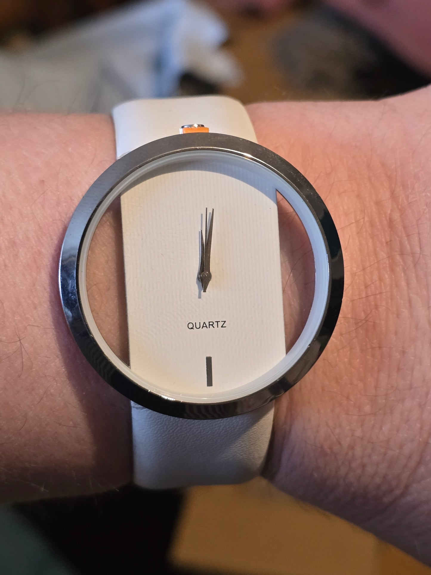 Ladies Quartz Watch - New - 1