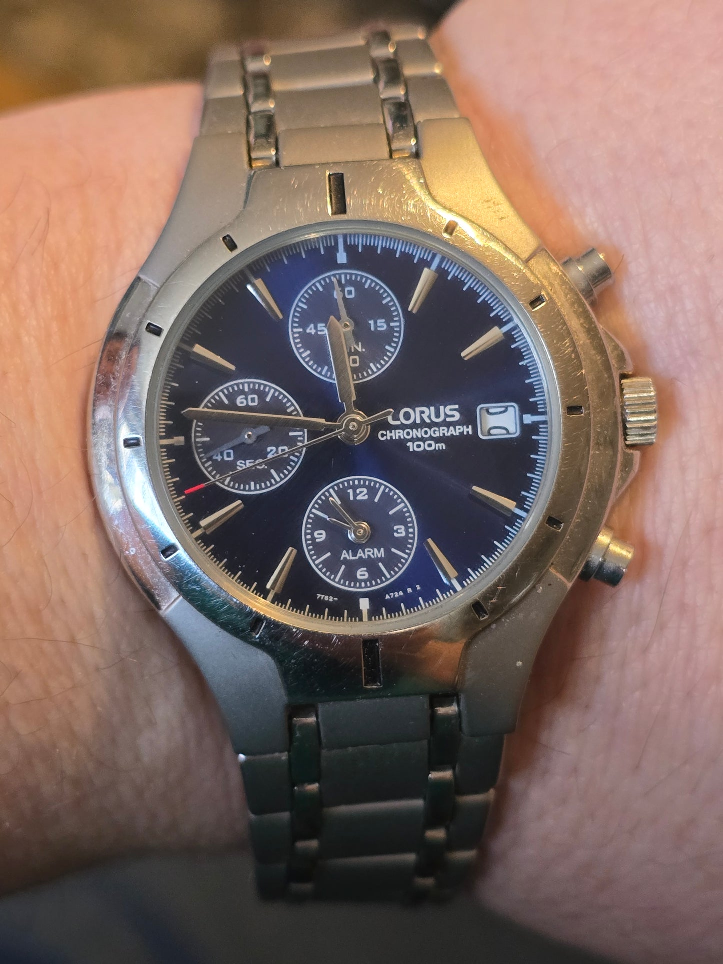 Lorus Mens Chronograph Quartz Watch - pre-owned - 1