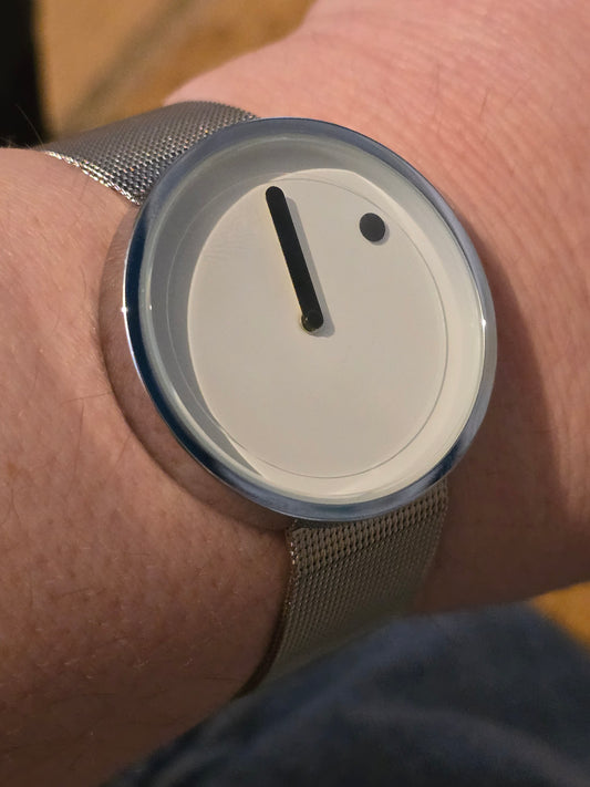 Ladies Stylish Quartz Watch - New - 1