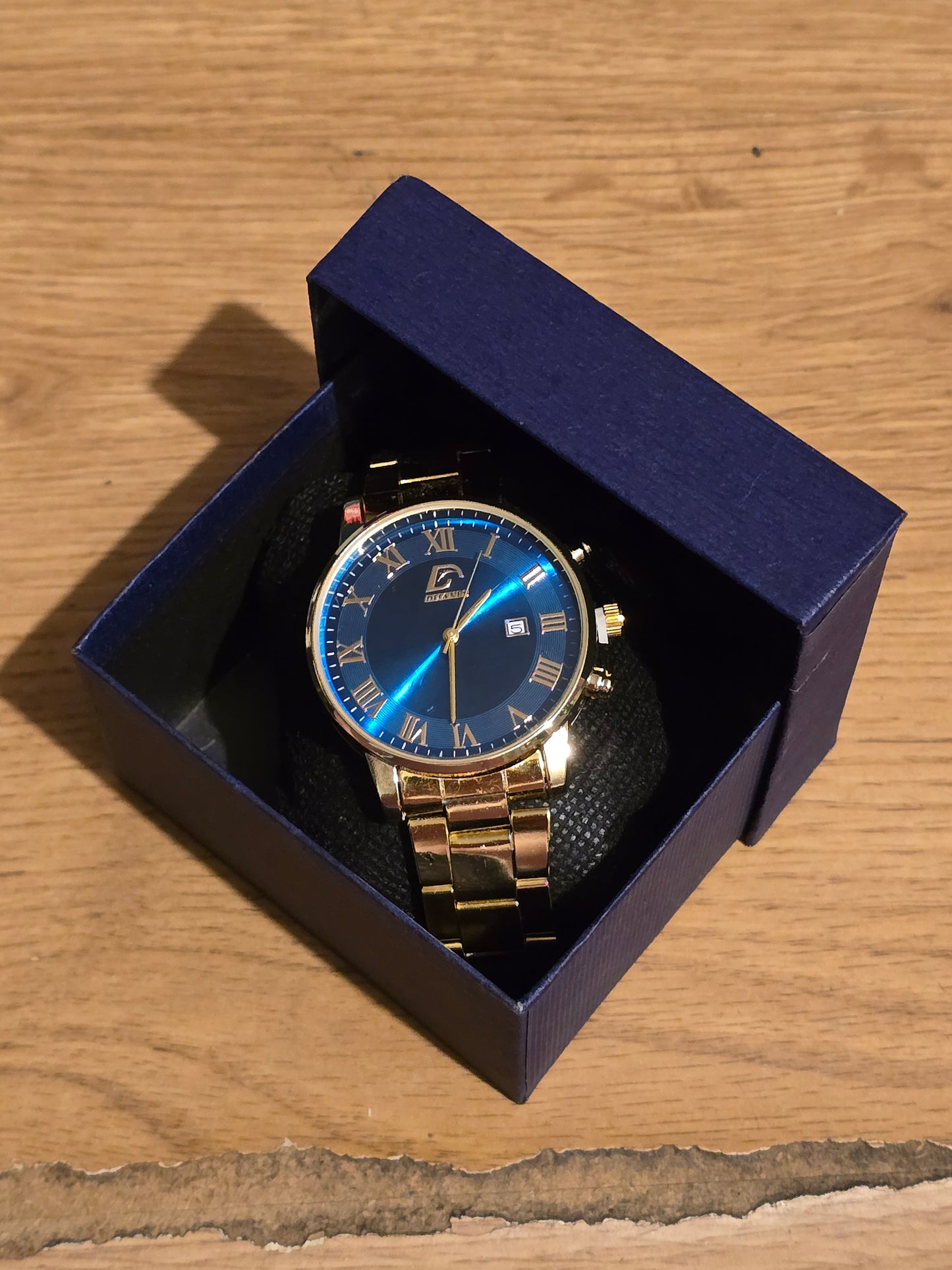 Dijanes Mens Gold Coloured Quartz Watch - New