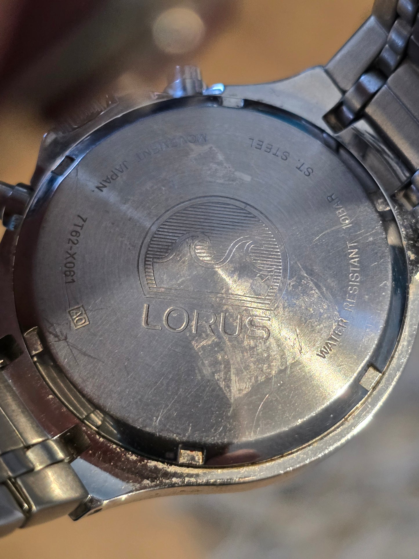 Lorus Mens Chronograph Quartz Watch - pre-owned - 1