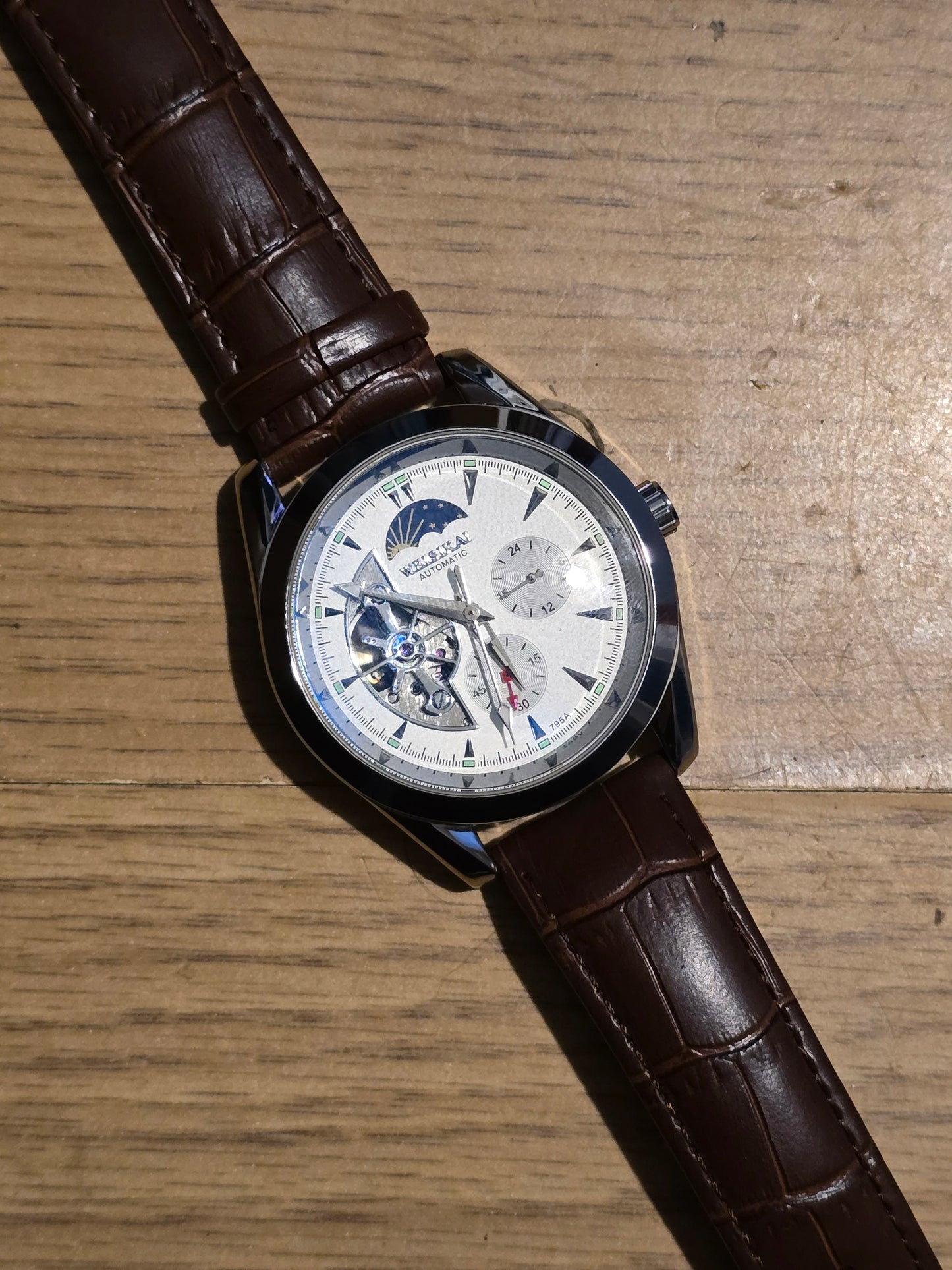 Automatic Mens Mechanical Watch - New