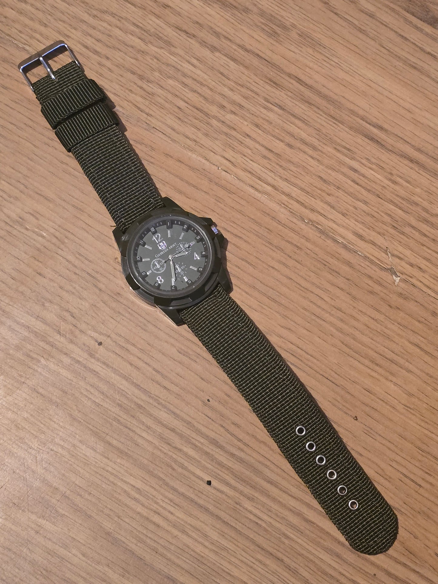 Gemius Army Unisex Quartz Watch - Green - New