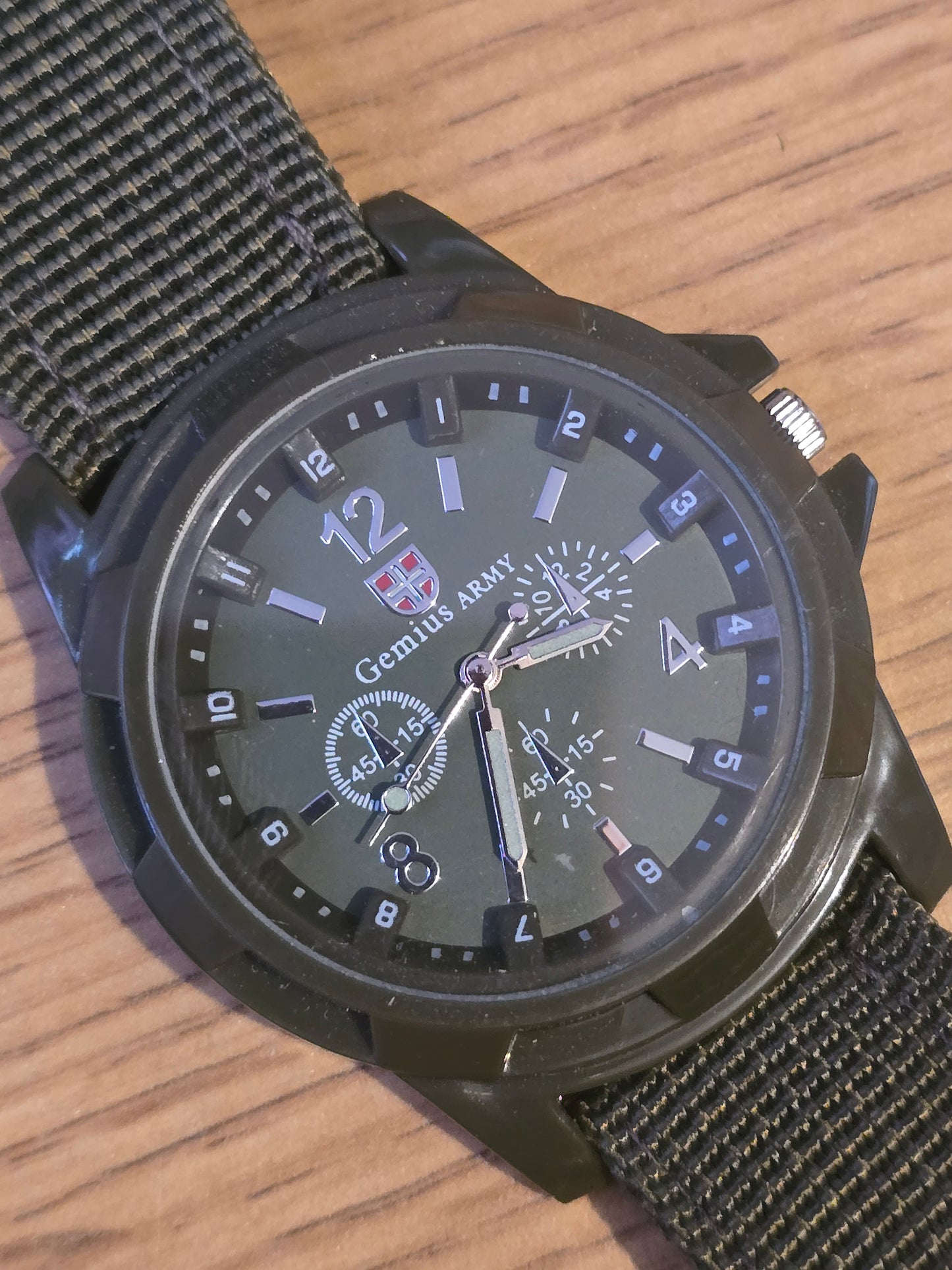 Gemius Army Unisex Quartz Watch - Green - New
