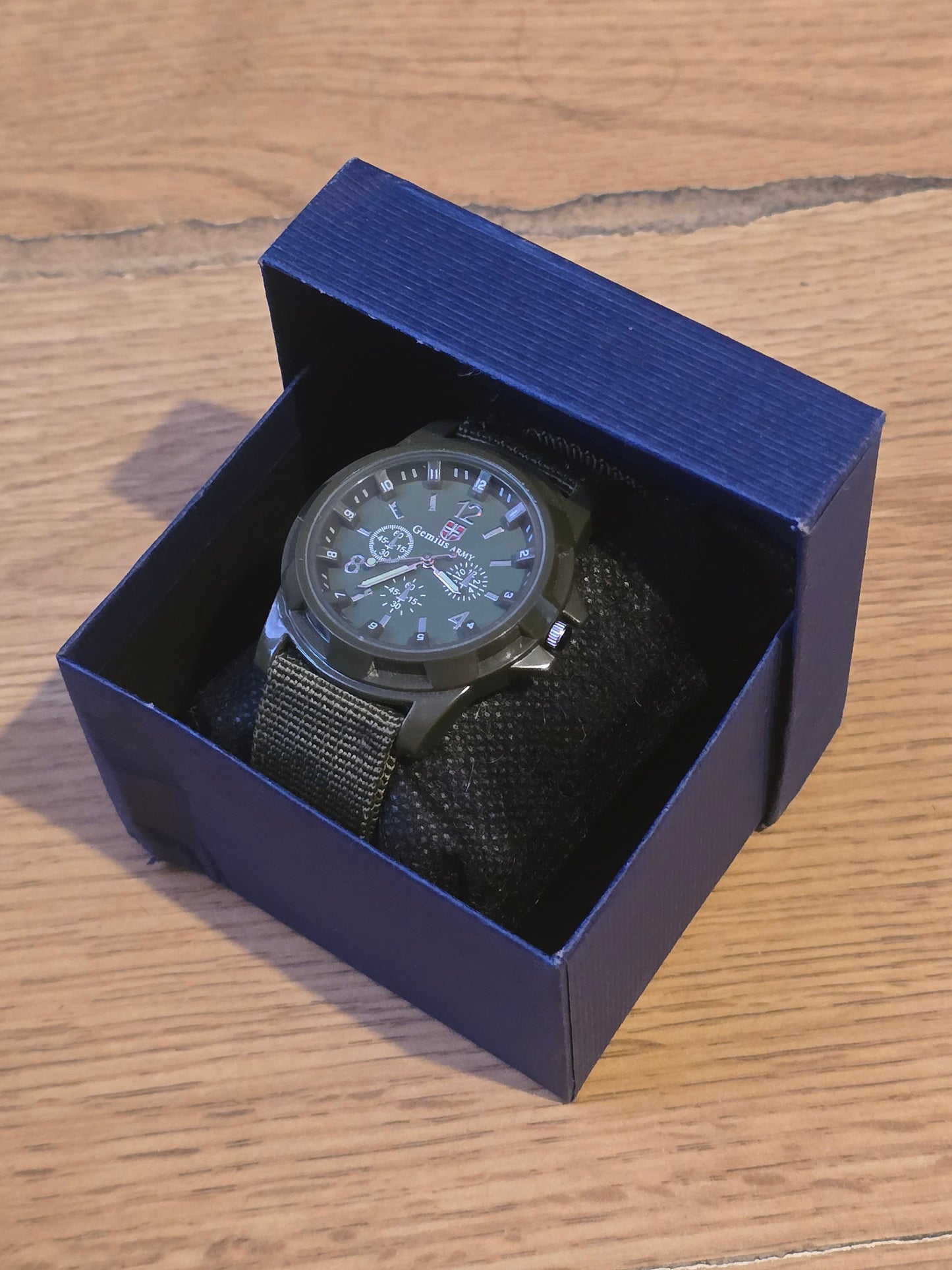 Gemius Army Unisex Quartz Watch - Green - New