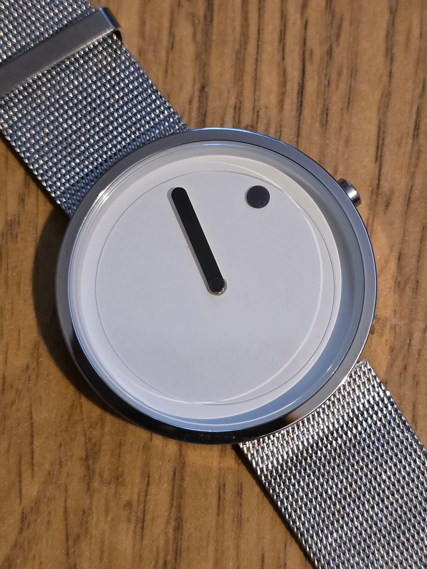 Ladies Stylish Quartz Watch - New - 1