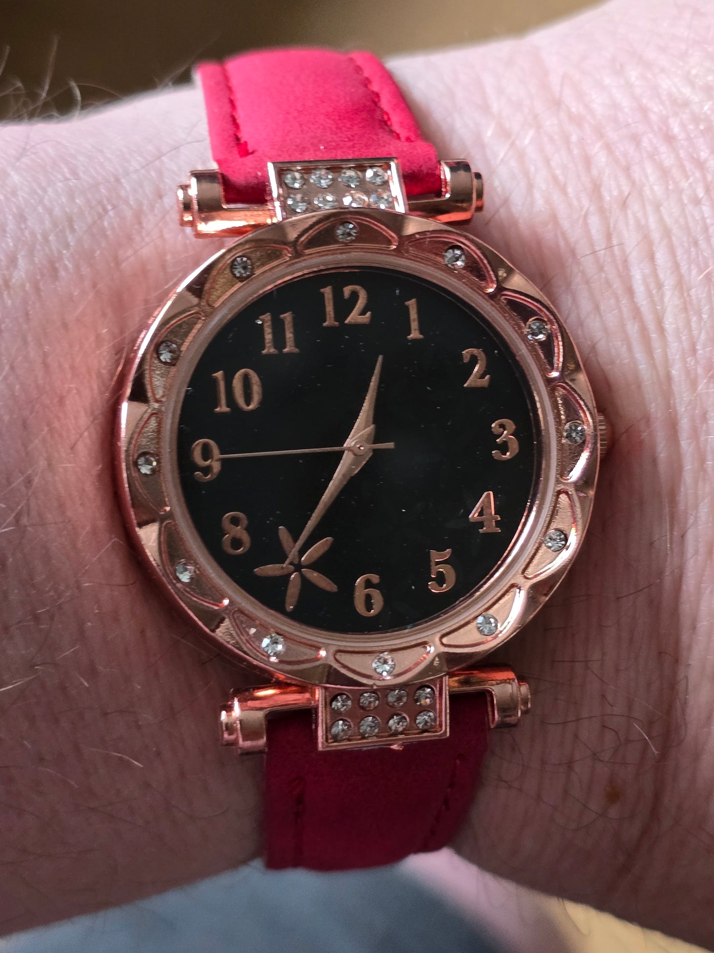 Ladies Quartz Watch - Red - New - 1