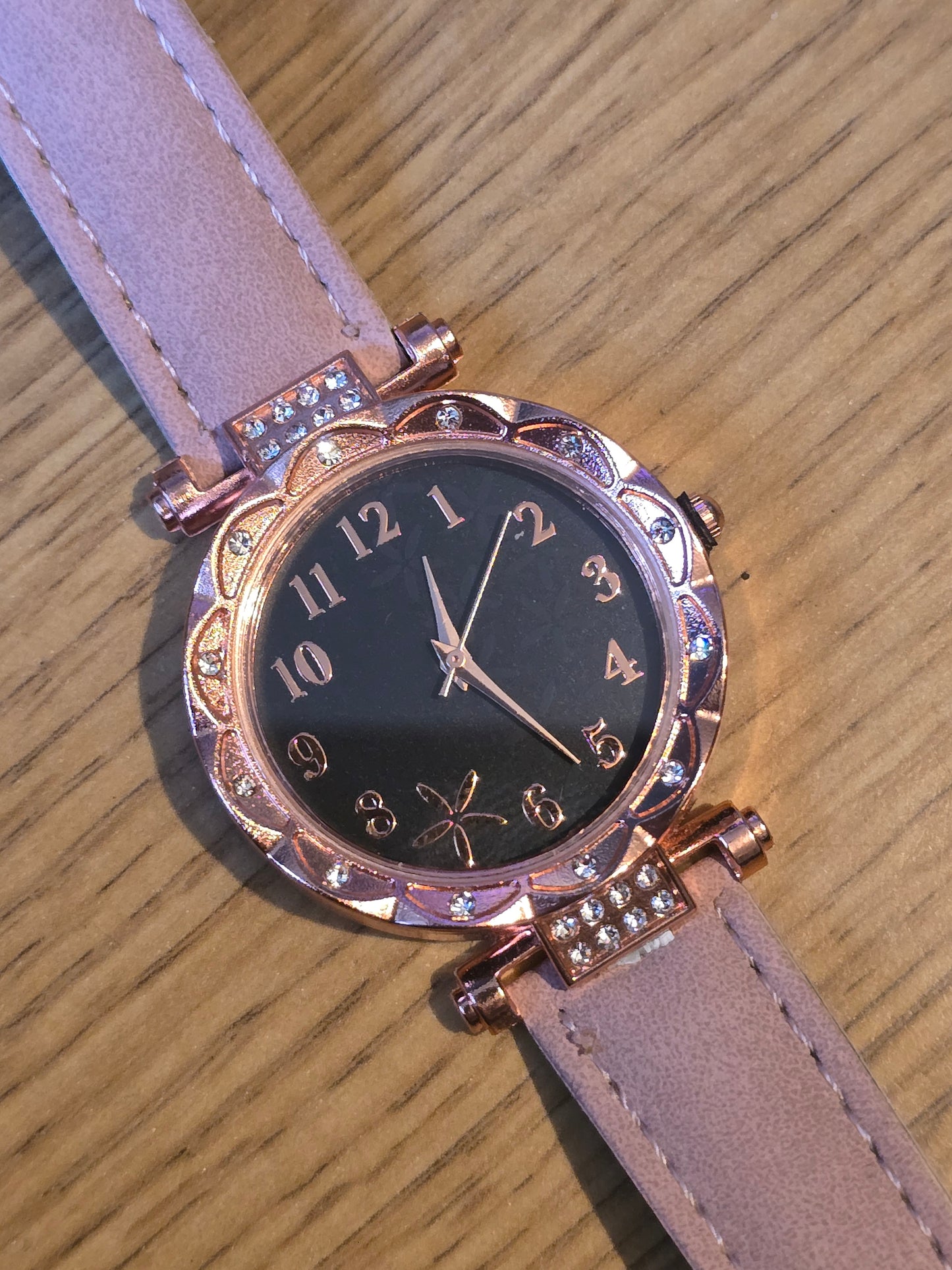 Ladies Quartz Watch - Pink - New - 1