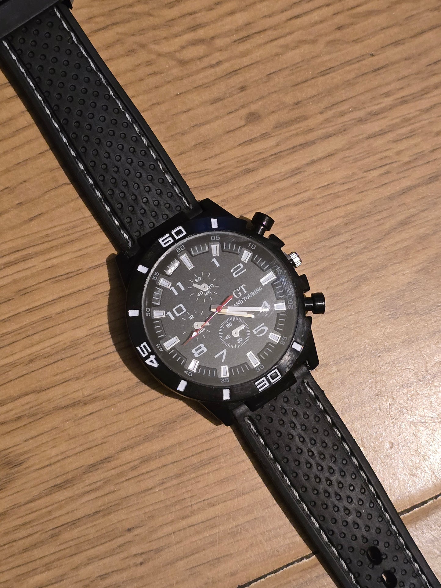 G.T Mens Quartz Watch - White - New