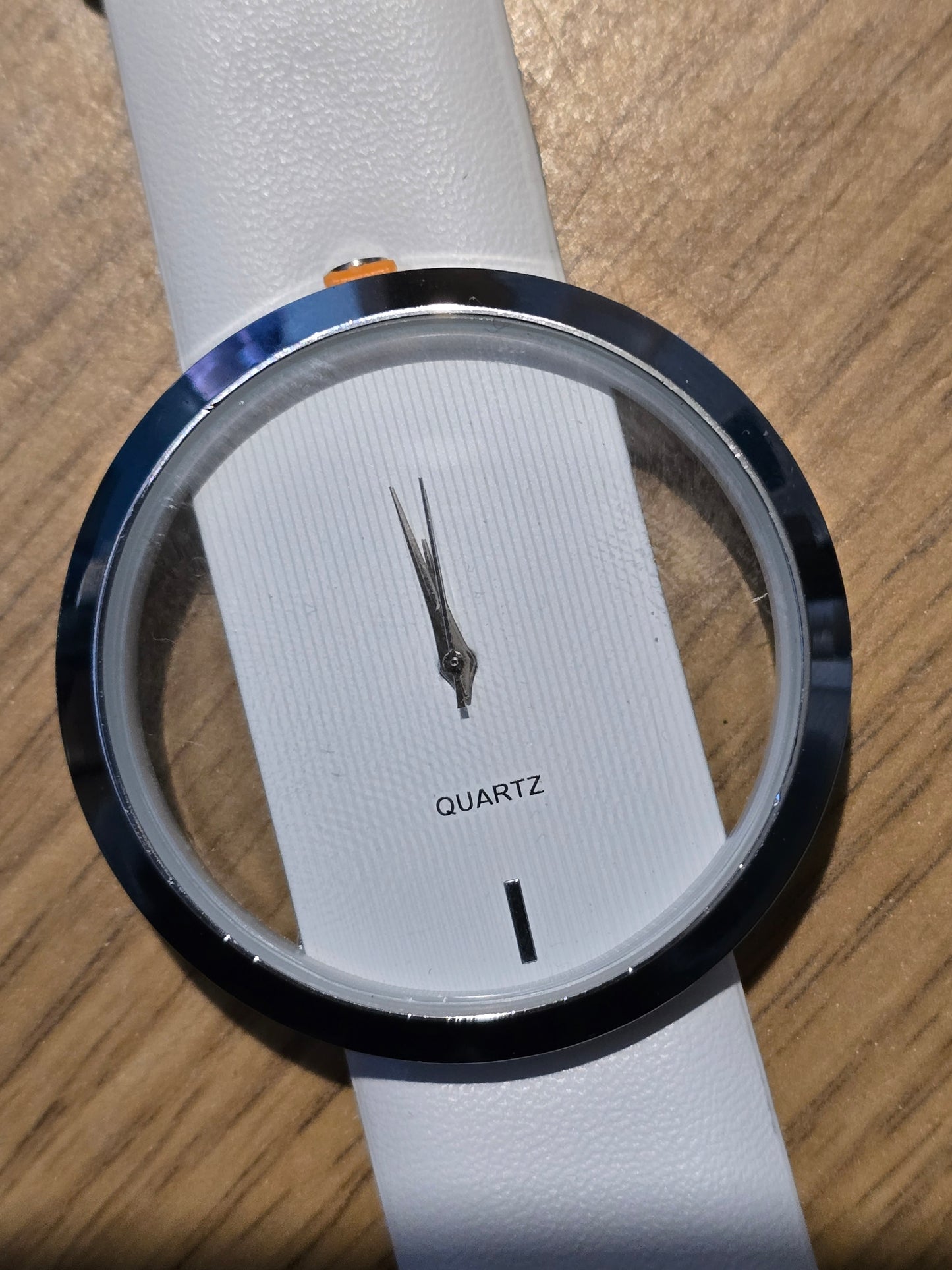 Ladies Quartz Watch - New - 1