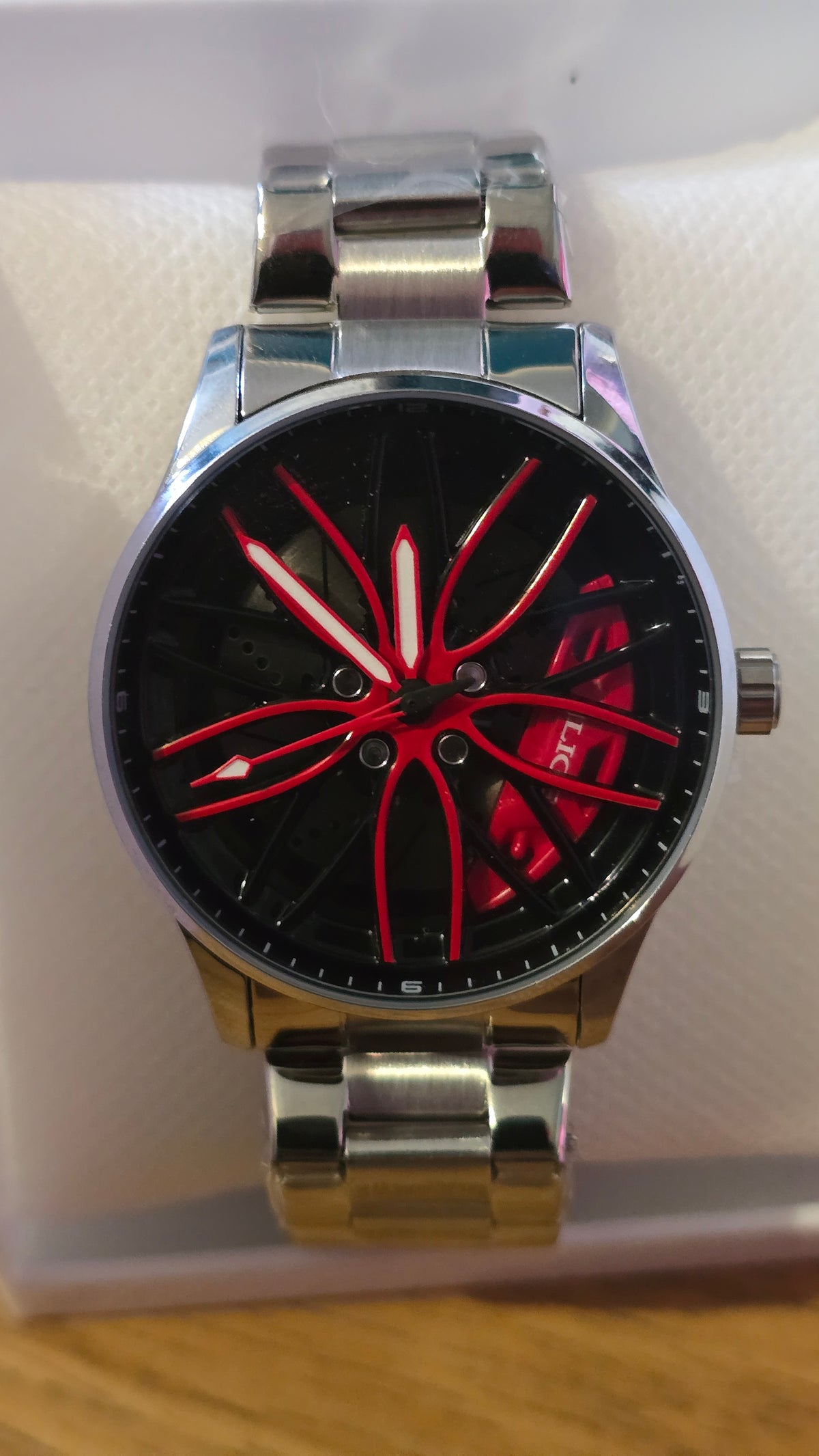 Lige Mens / Unisex Rotating Alloy Wheel Watch - Silver/Red - New - 1