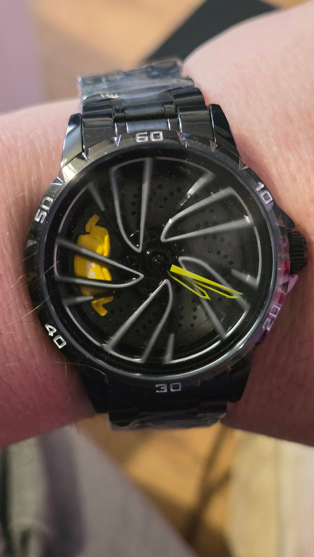 Boyadka Mens Revolving Alloy Wheel Style Quartz Watch - New - 1