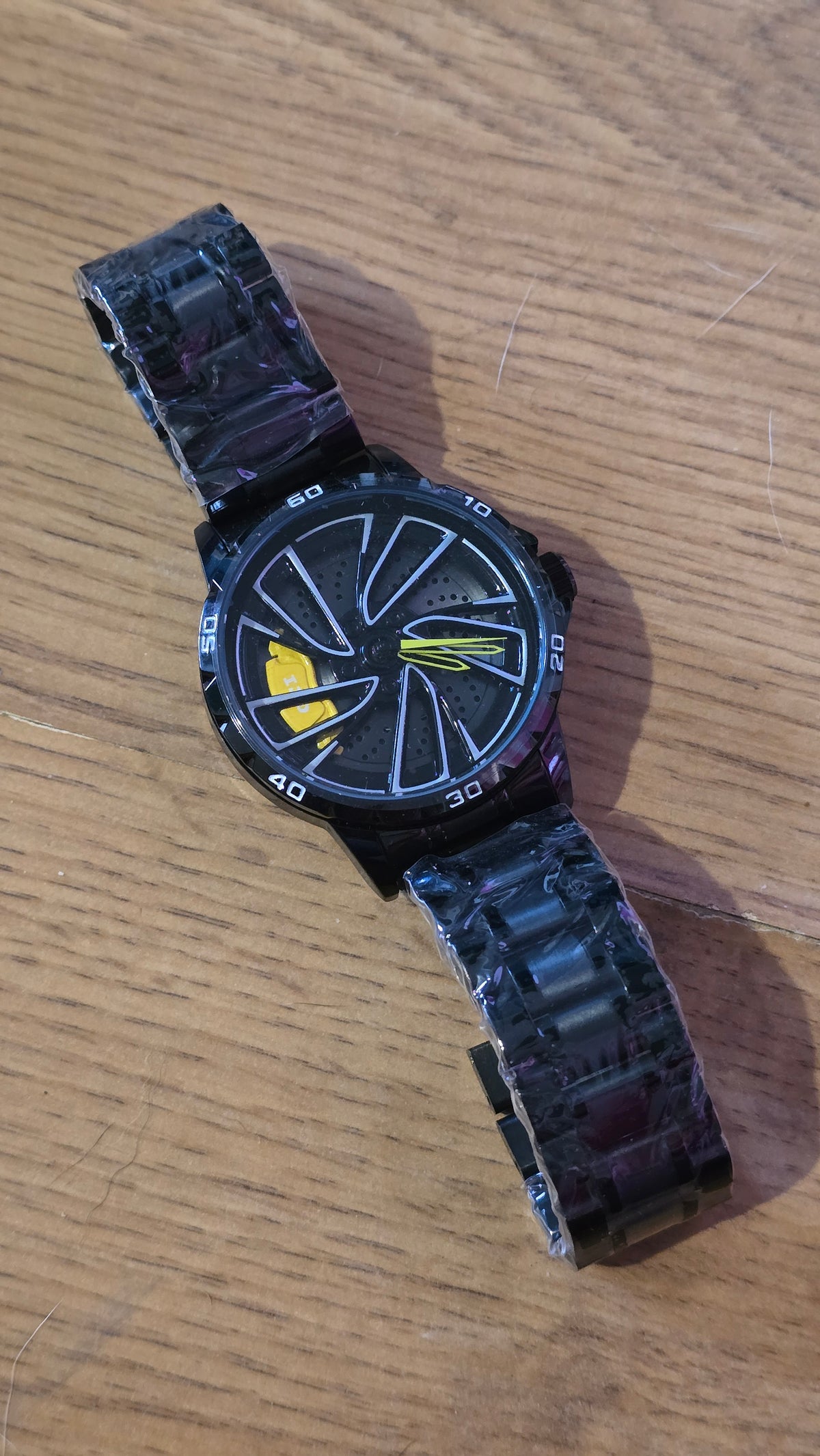 Boyadka Mens Revolving Alloy Wheel Style Quartz Watch - New - 1