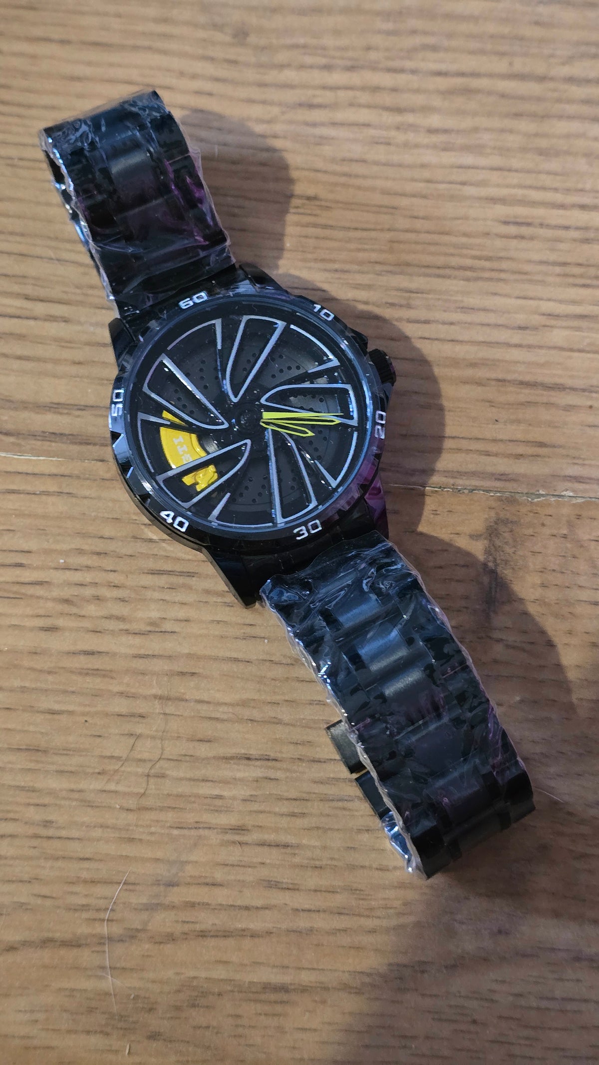 Boyadka Mens Revolving Alloy Wheel Style Quartz Watch - New - 1