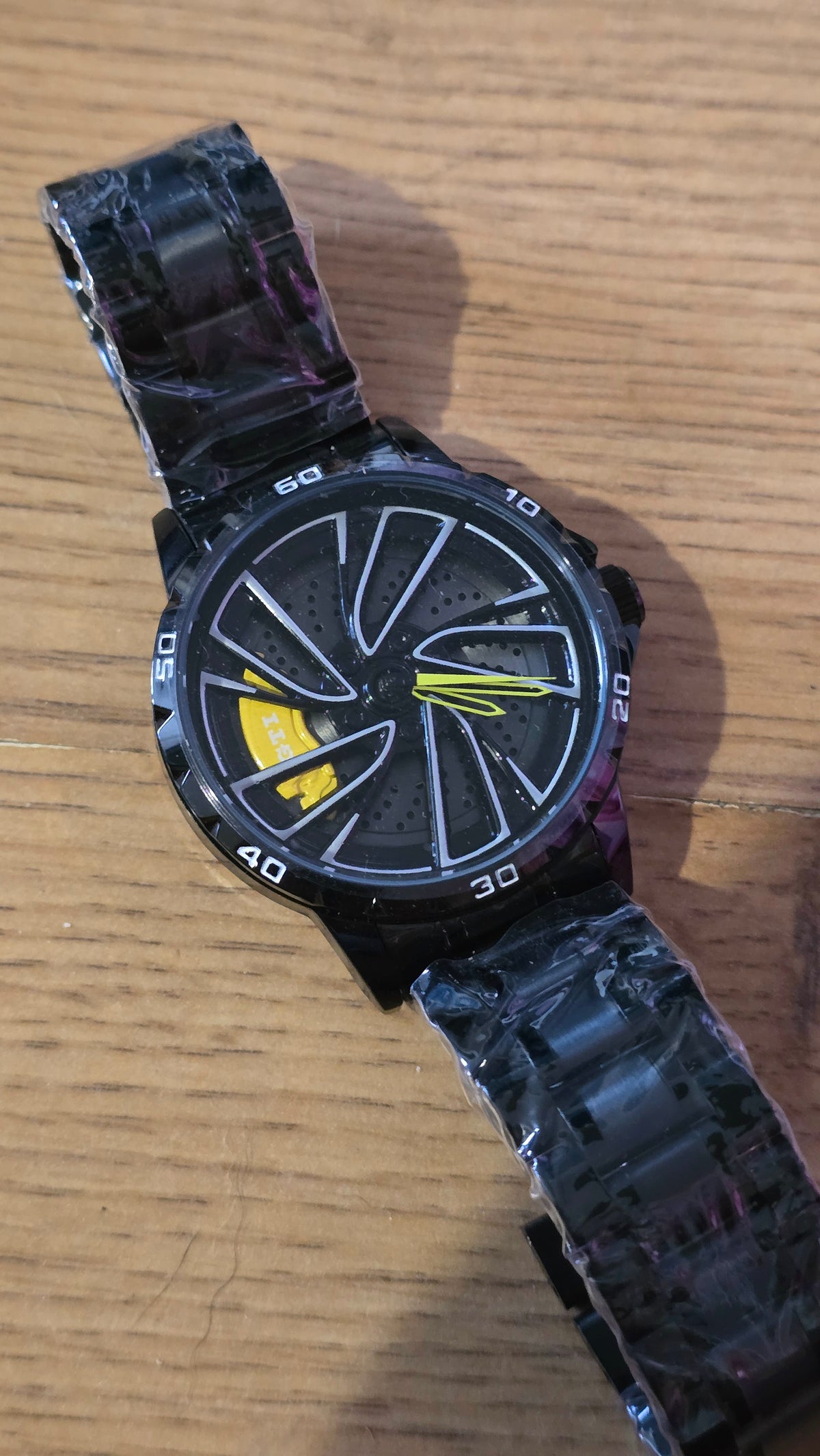Boyadka Mens Revolving Alloy Wheel Style Quartz Watch - New - 1