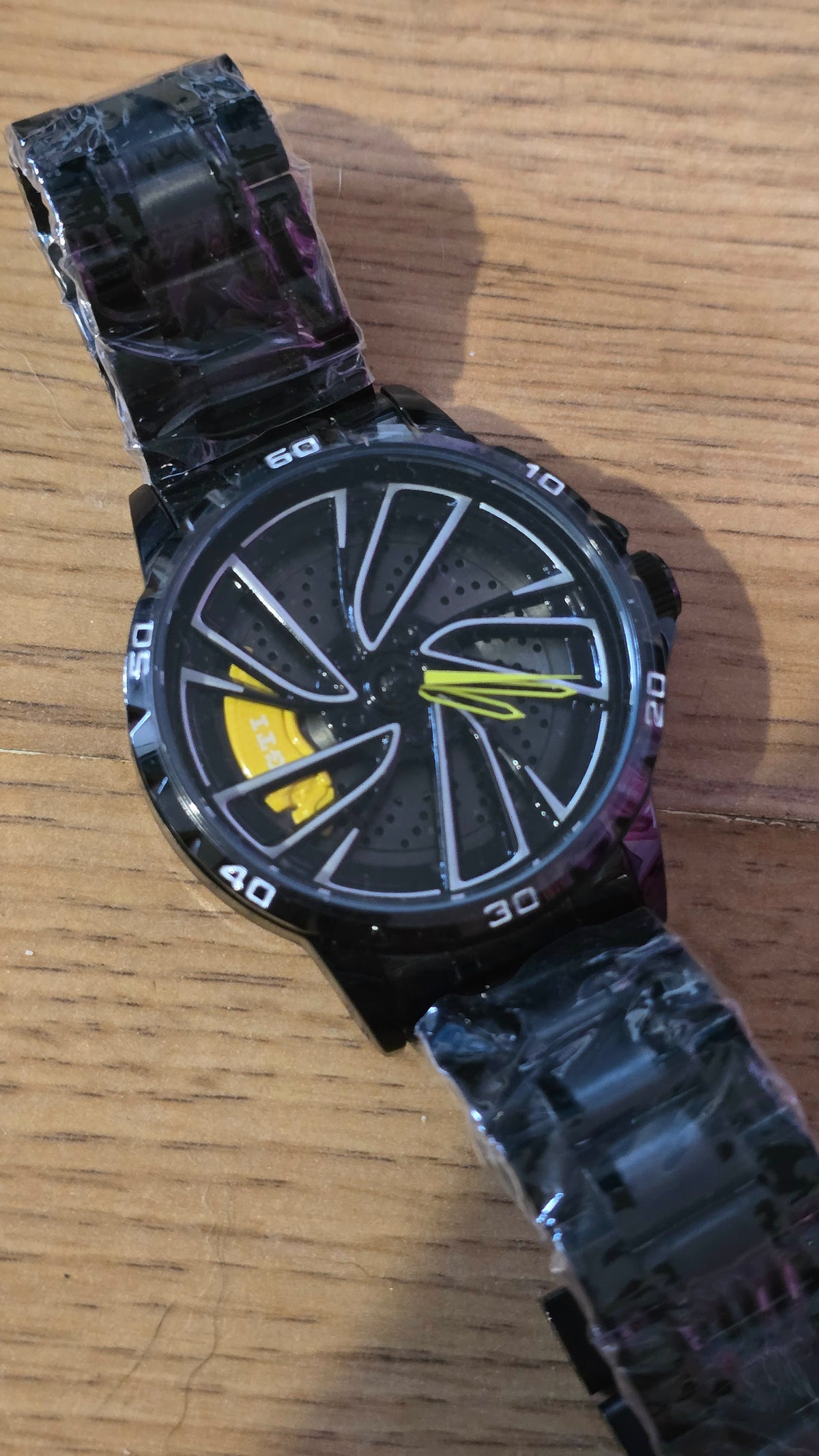 Boyadka Mens Revolving Alloy Wheel Style Quartz Watch - New - 1