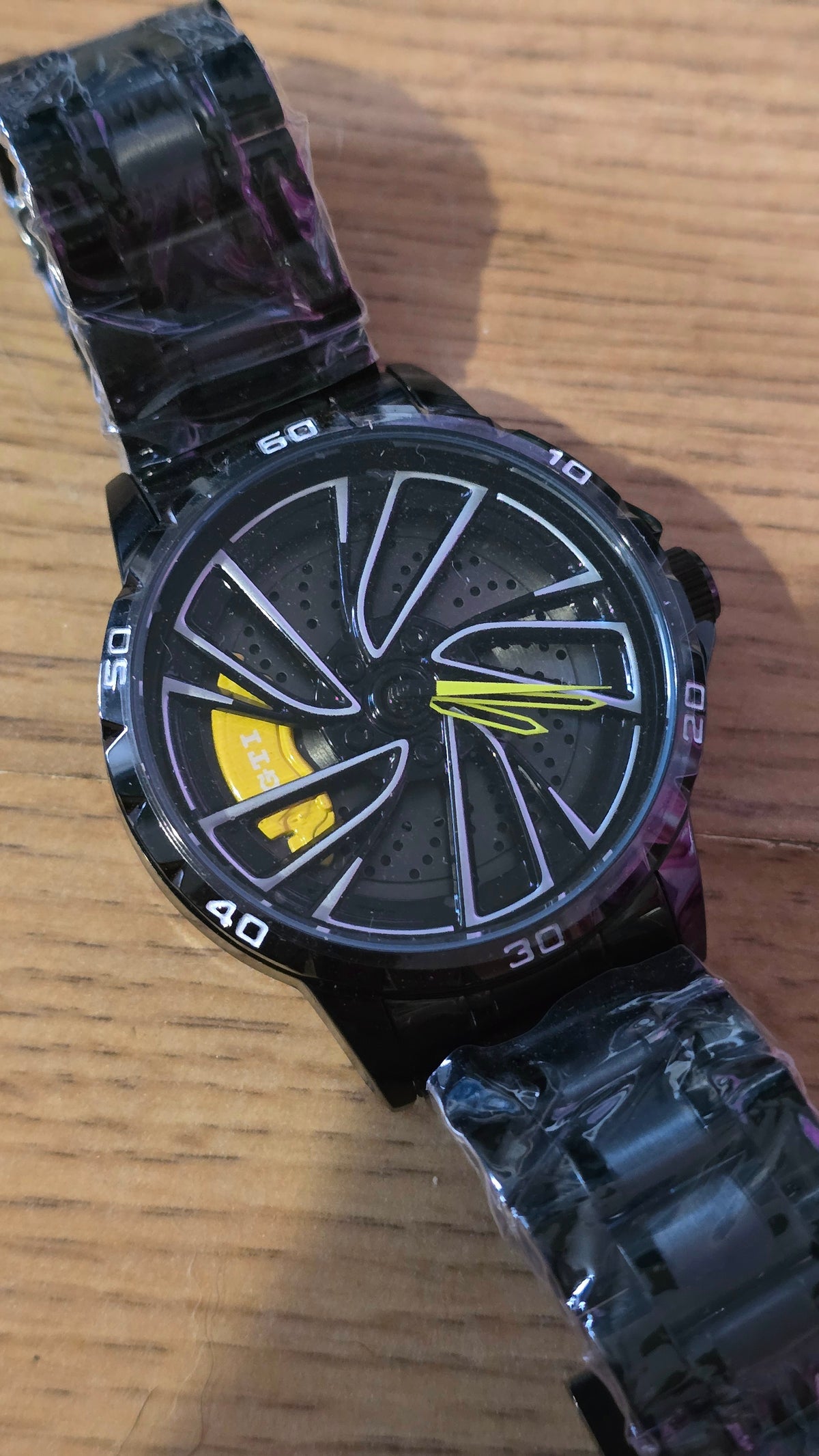 Boyadka Mens Revolving Alloy Wheel Style Quartz Watch - New - 1