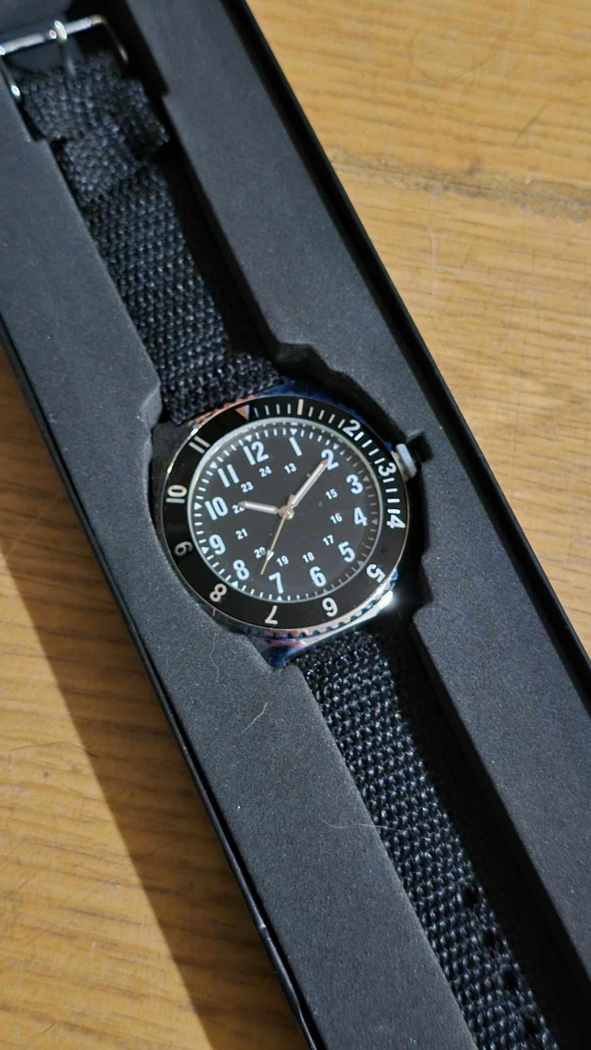 Eaglemoss Collections Replica 1980's Canadian Air Force Navigator Watch - New - No 55