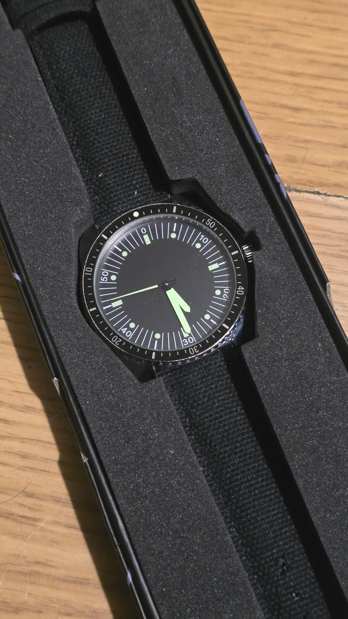 Eaglemoss Collections Replica 1980's Australian Seamans Watch - New - No 57